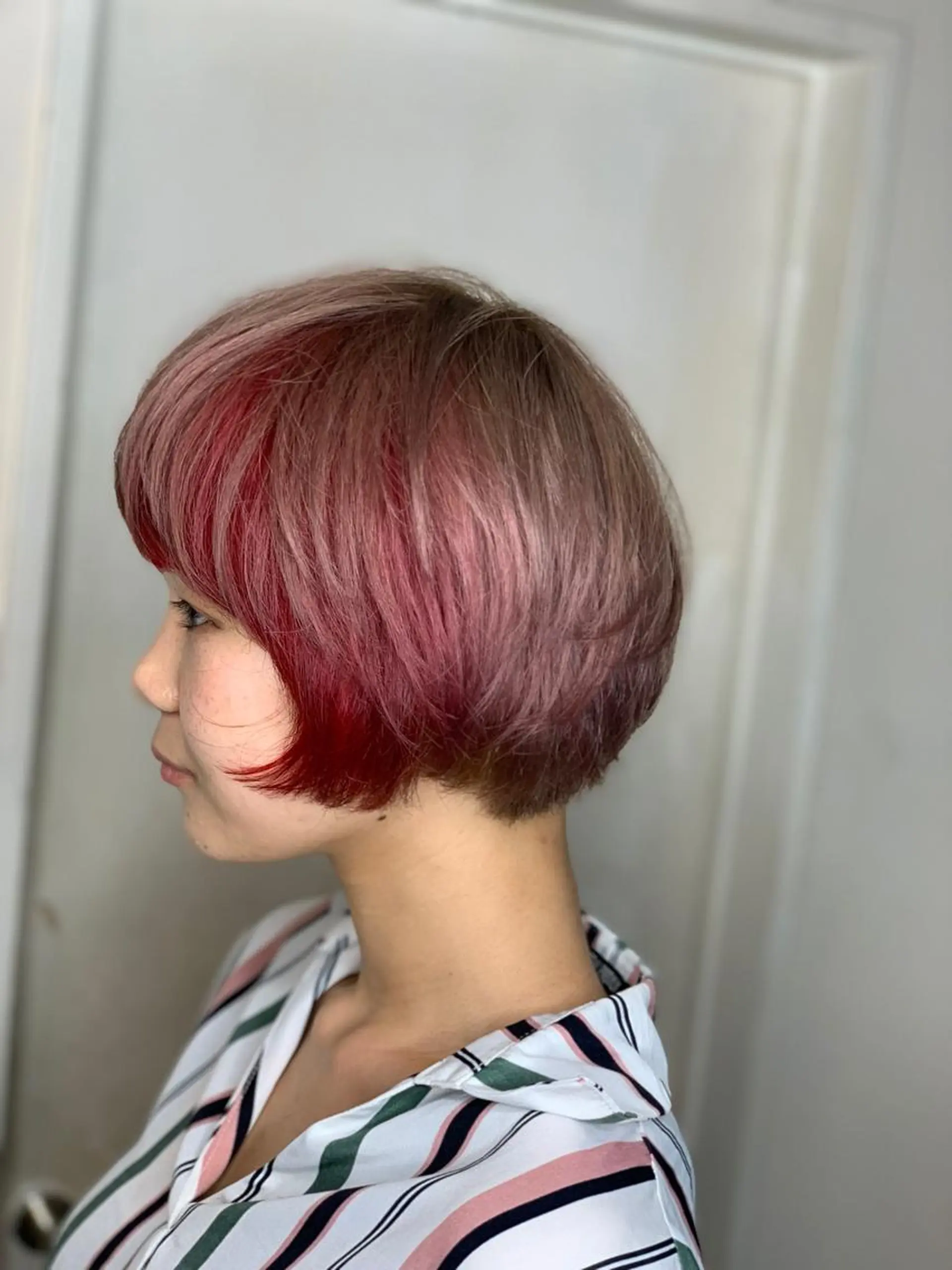 ショート 縮毛矯正 Brooch ブローチのヘアスタイル