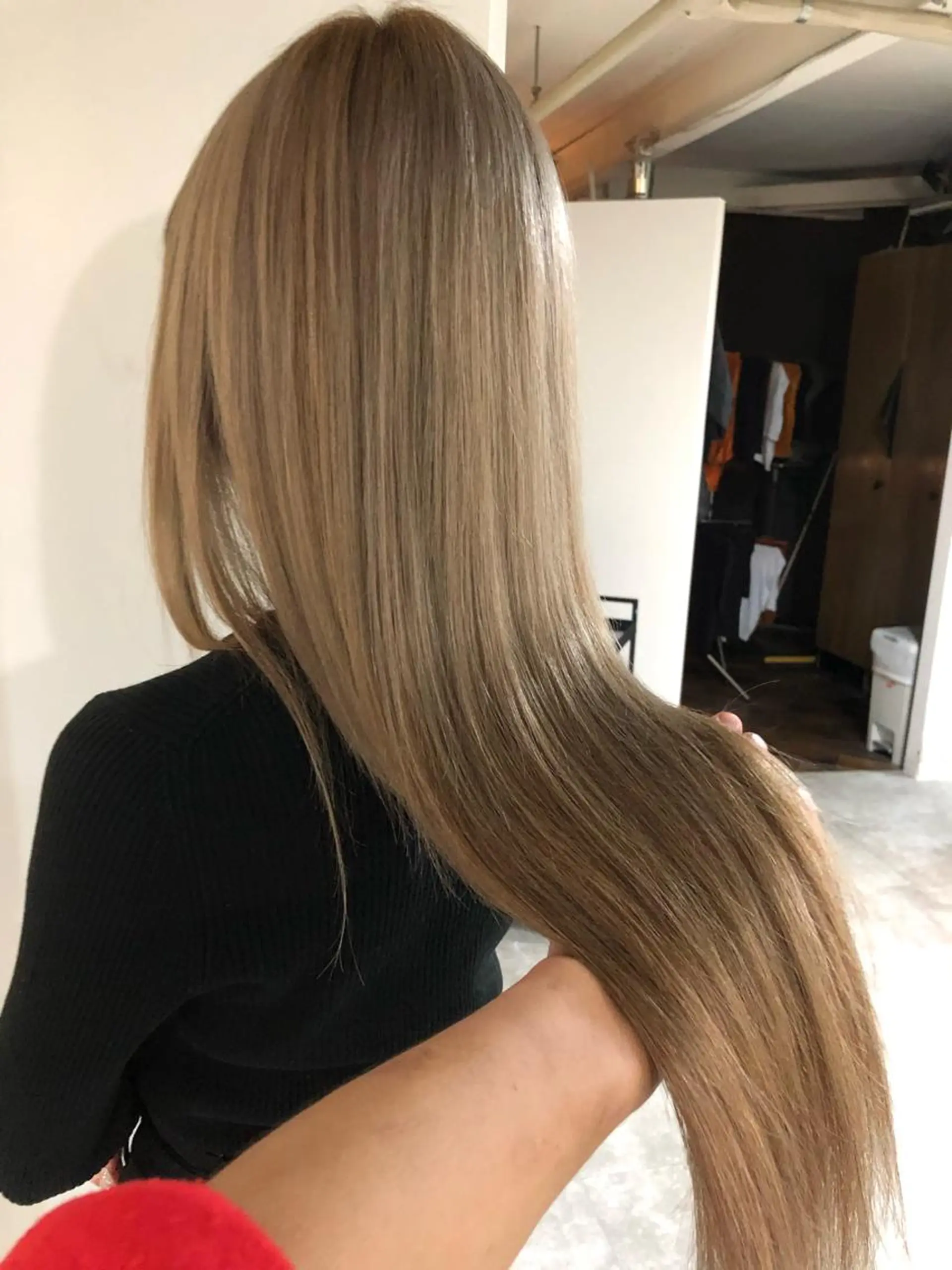 ロング カラー ハイトーンカラー エクステ カット ヘアカラー トリートメント エクステ ヘアセット alpha. カラーエクステ下妻のヘアスタイル