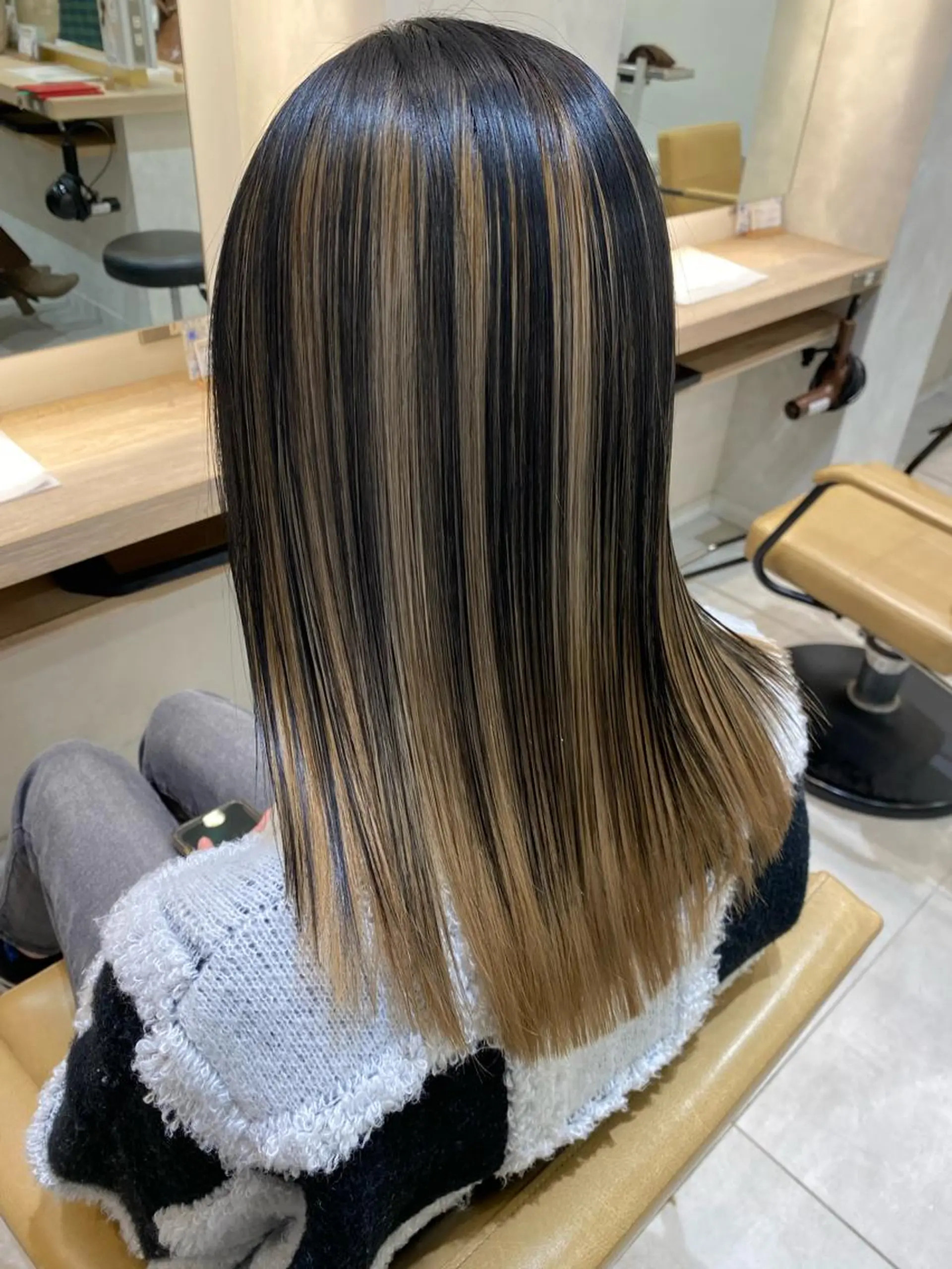 セミロング ⭐️⭐️縮毛矯正の スペシャリスト松本✨のヘアスタイル