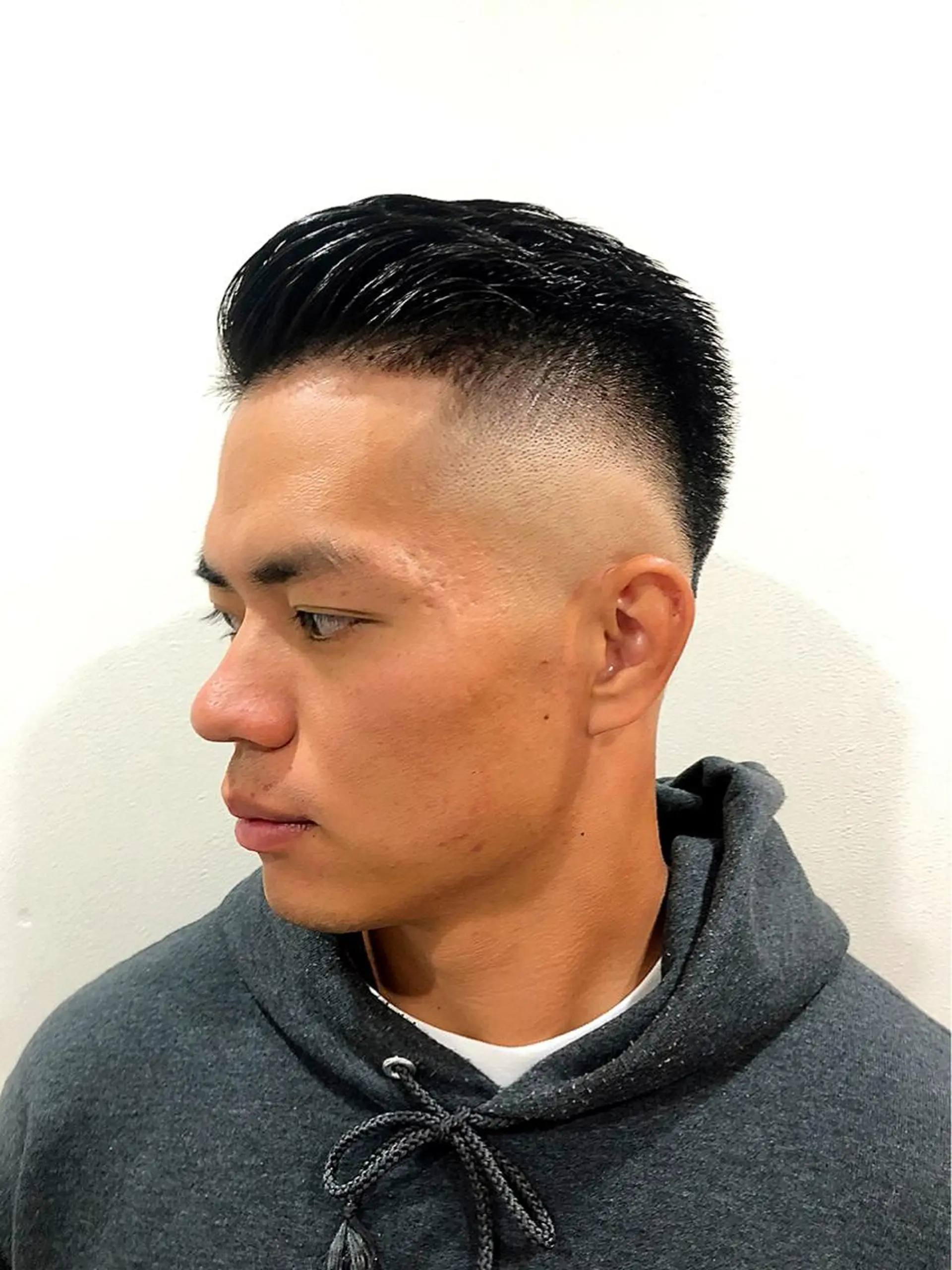 ショート メンズ フェードカット スキンフェード カット 銀座マツナガ新宿野村ビル店所属・メンズカット 佐藤優菜のヘアスタイル