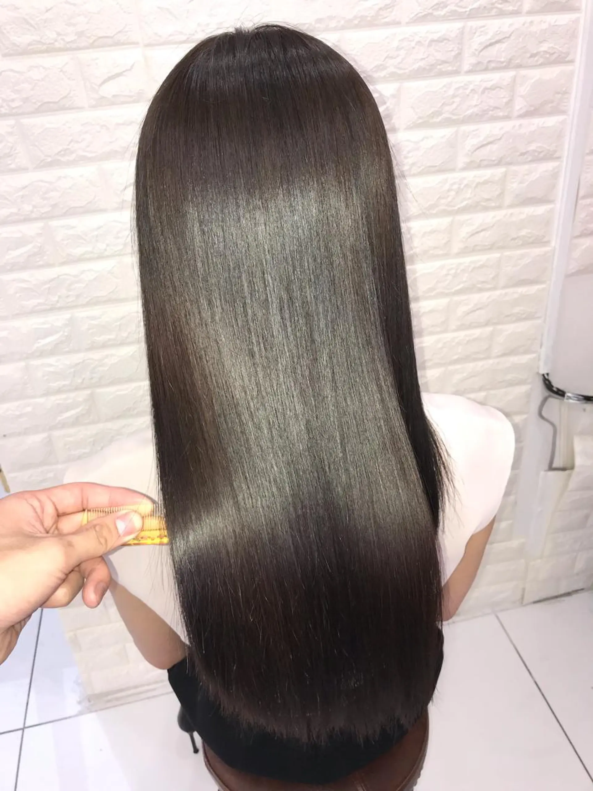 ロング 髪質改善 トリートメント 20代半ば上質なへア ケア 髪質改善 大西のヘアスタイル