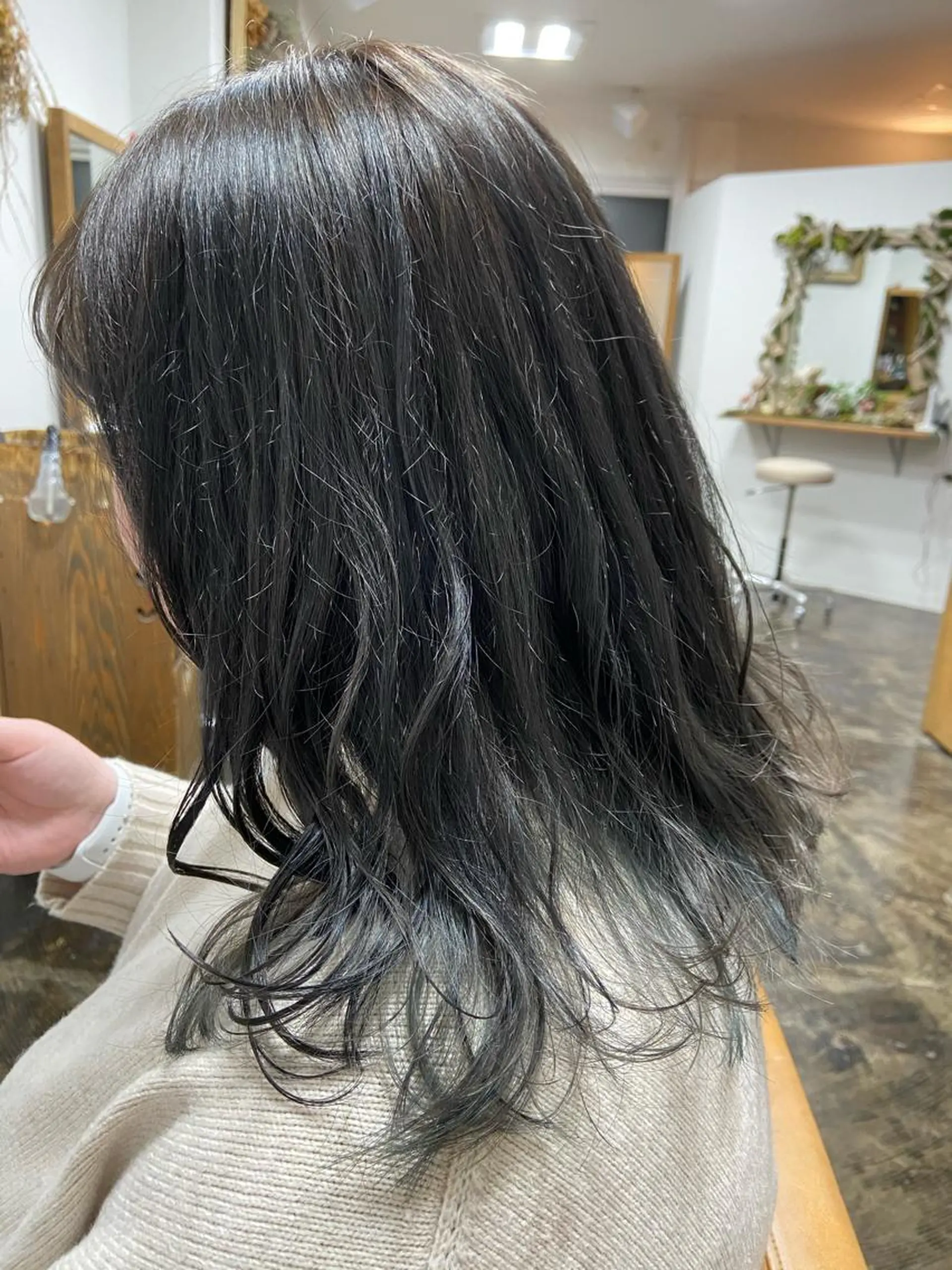 カラー ブルーカラー インナーカラー sato harunaのヘアスタイル