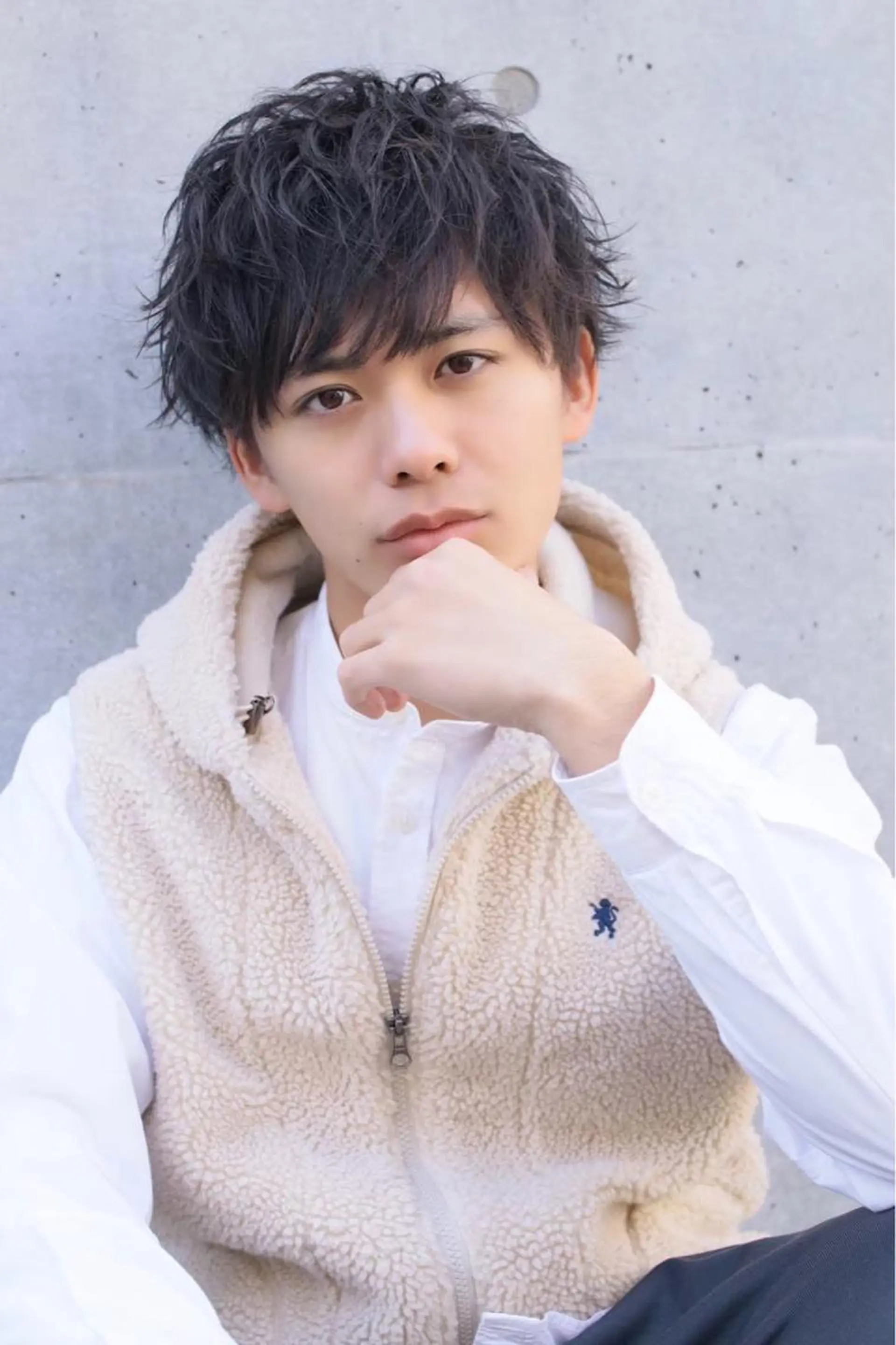 ミディアム カラー パーマ ヘアアレンジ メンズ ミディアムパーマ メンズパーマ Rene'所属・当日予約⭕️ JUNYAのヘアスタイル