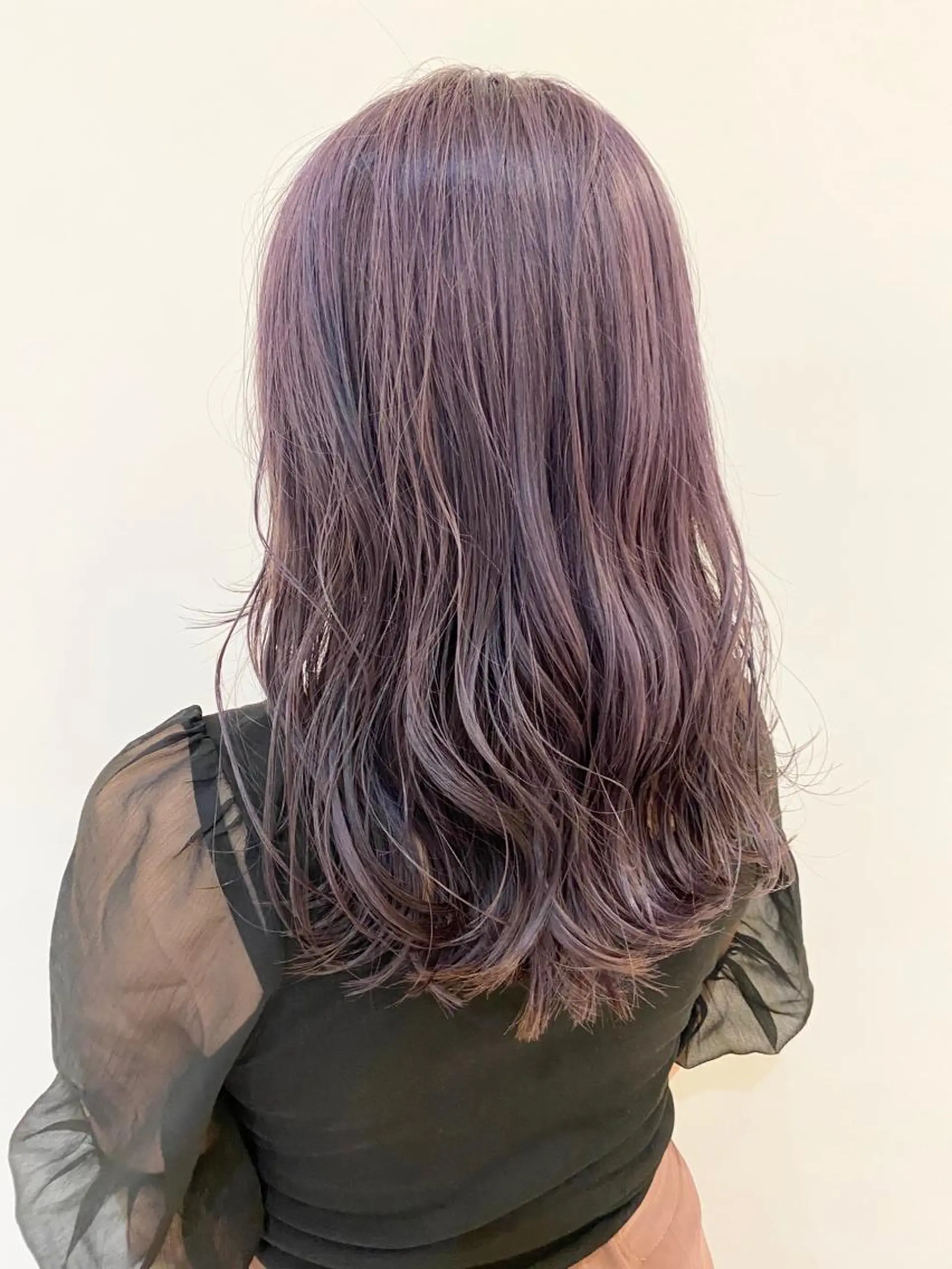 ミディアム カラー カット ヘアカラー エクステ 美髪改善・エクステ・ ストレート/カンジのヘアスタイル