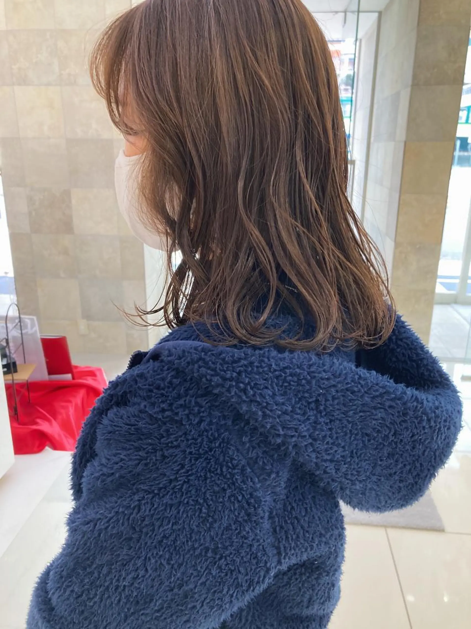 ミディアム カラー アクアカラー グレージュ 田中 あかねのヘアスタイル