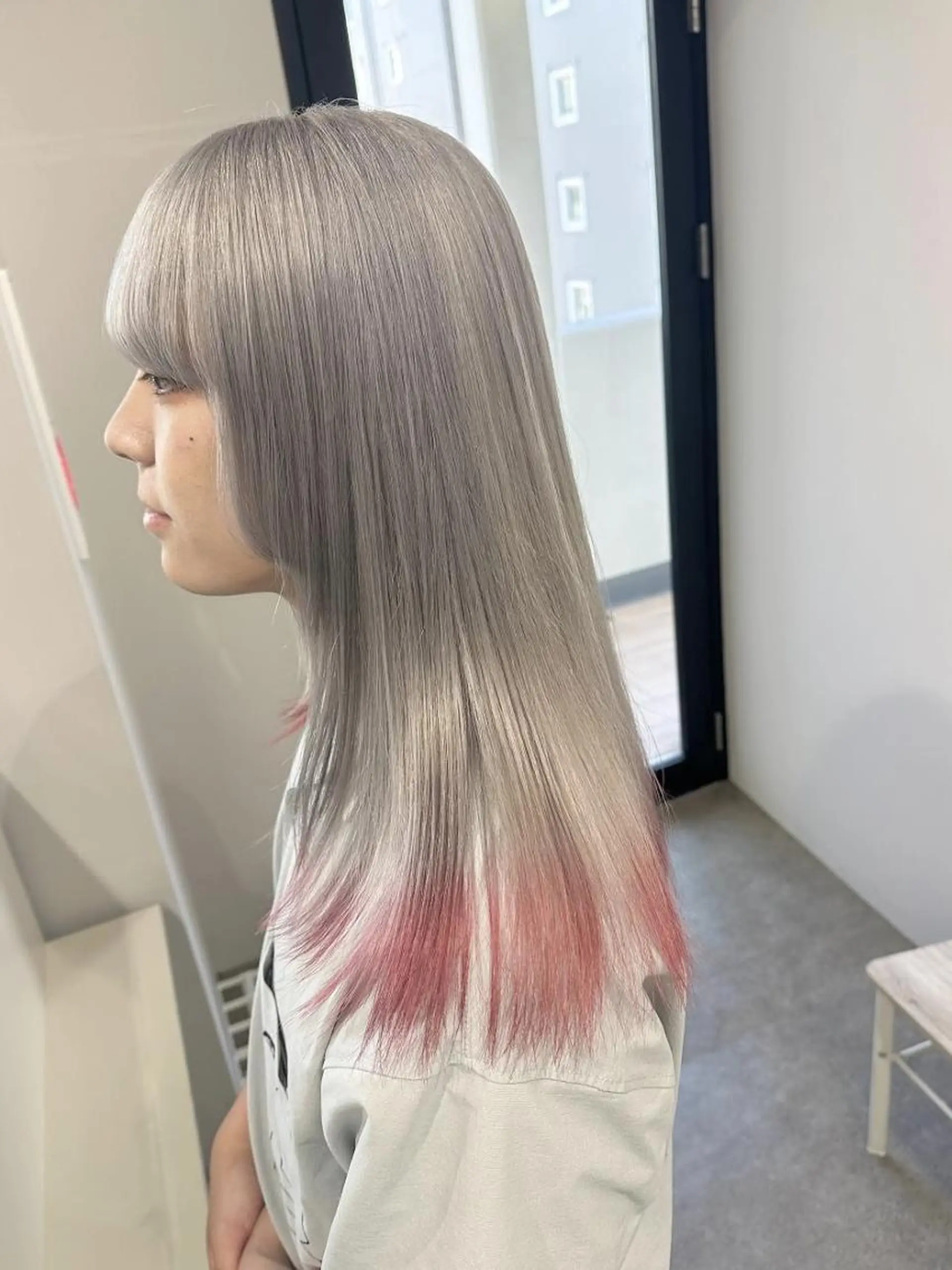 セミロング カラー ✨【公式】 juhl.横浜✨のヘアスタイル