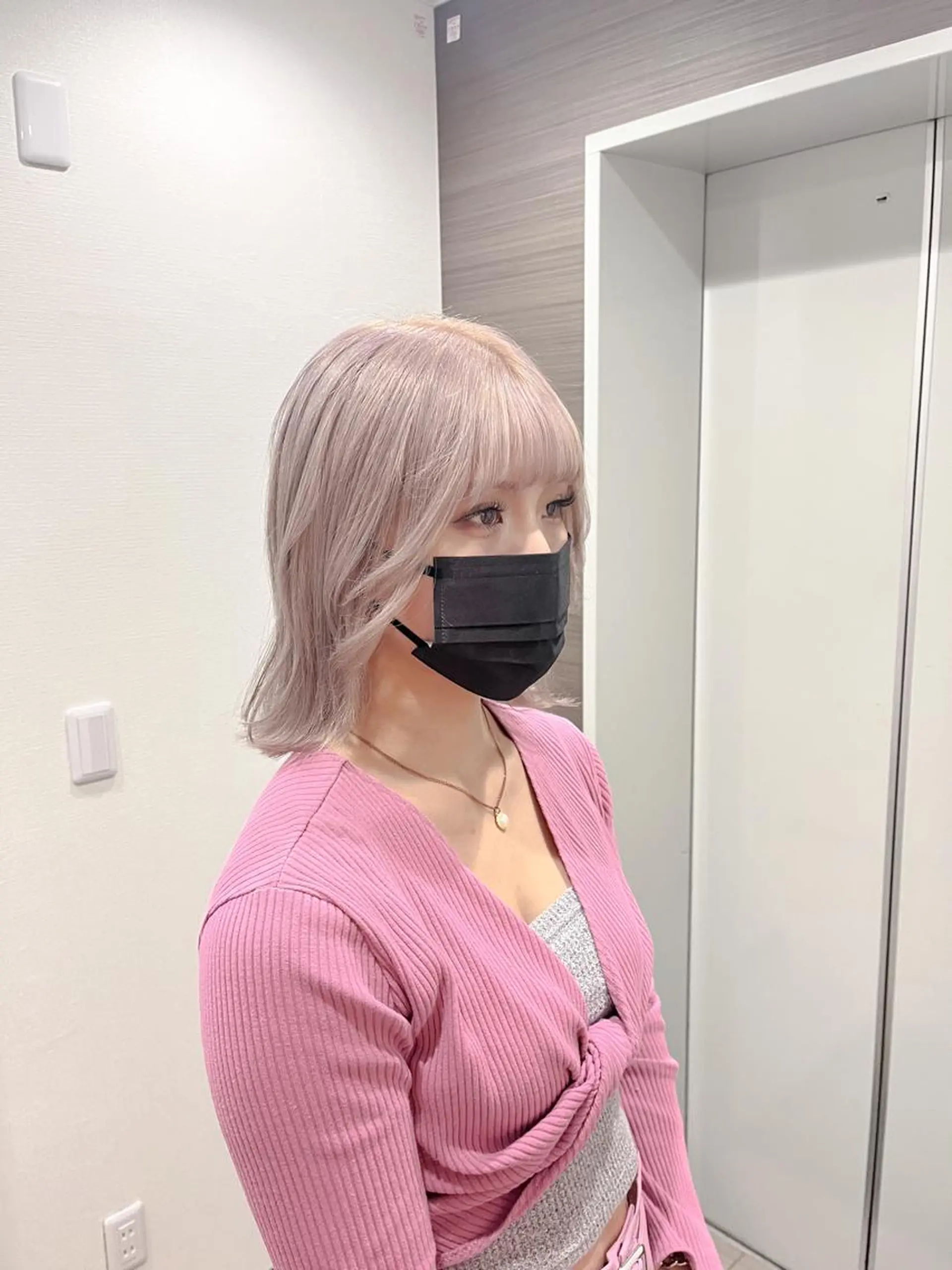 ミディアム 🌈モテ色 村上のぶきのヘアスタイル