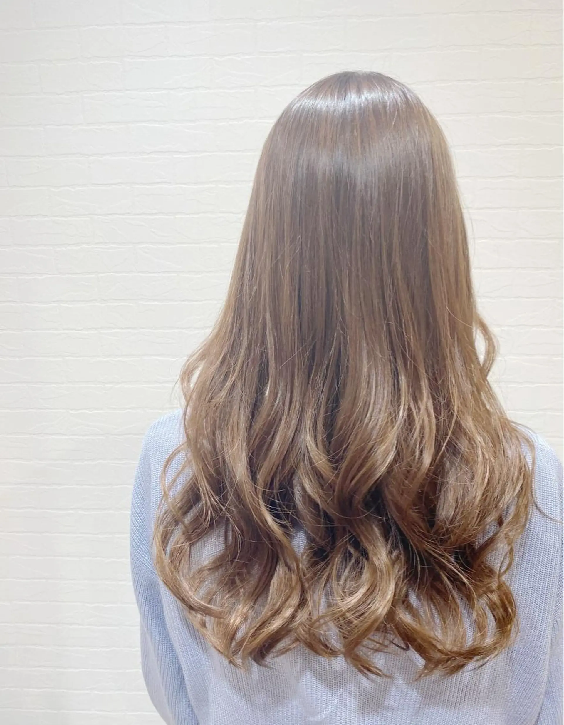 カラー GRANLUSSO 〜グランルッソ駅前店所属・木口 嘉美のヘアスタイル