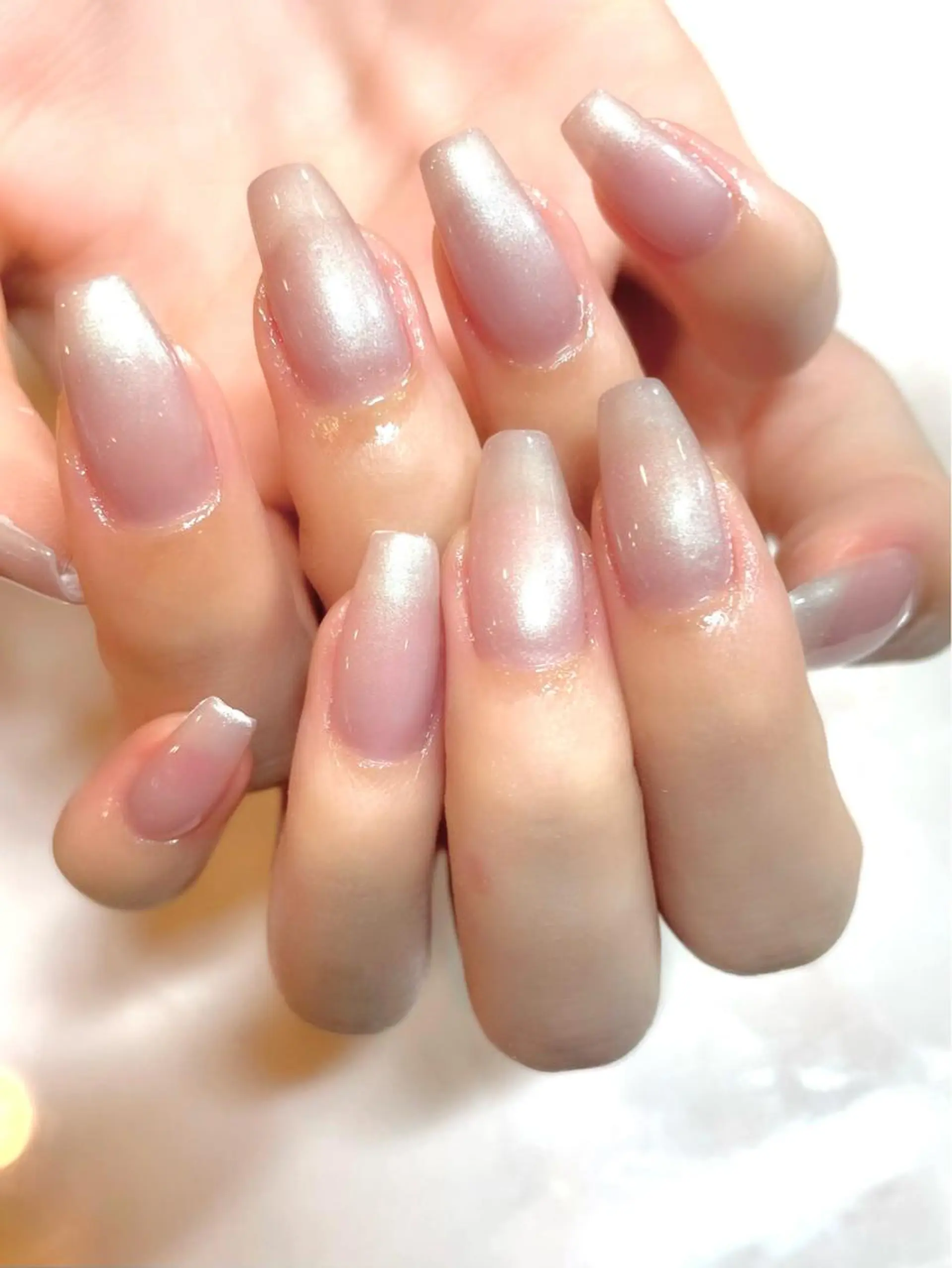 ネイル キラキラネイル ワンカラーネイル シンプルネイル PRIMO🐈🌱 マツパ/黒ティントのマツエク・マツパデザイン