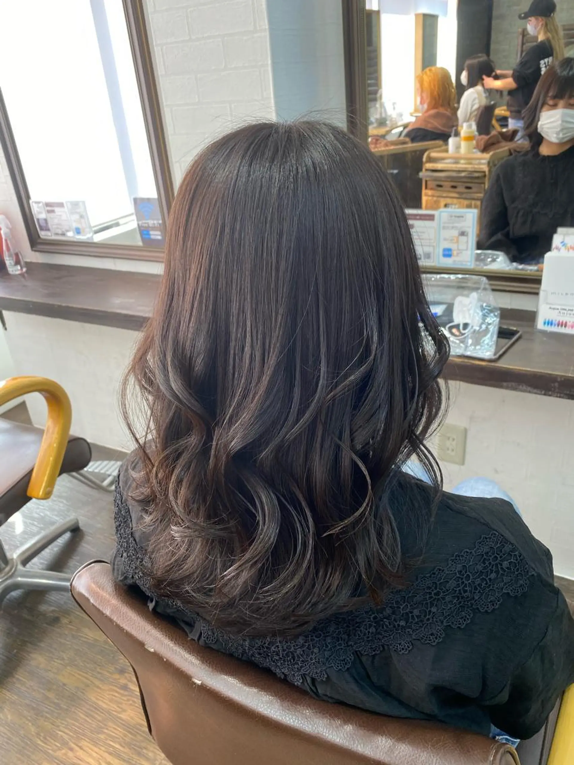 セミロング カラー 🎀艶ブリーチカラー 🎀Fan.🎀秋山のヘアスタイル