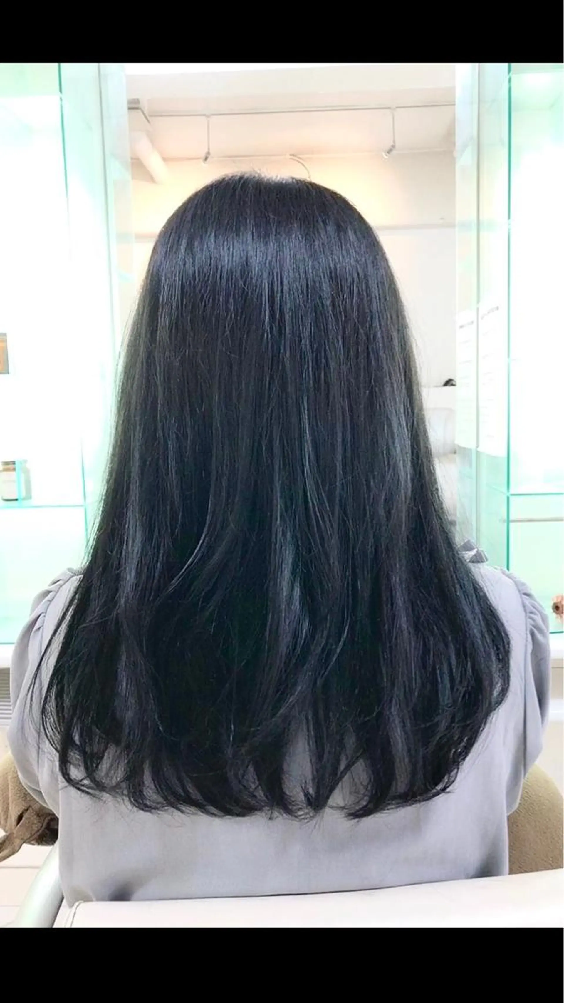 セミロング カラー 保住 亮太のヘアスタイル