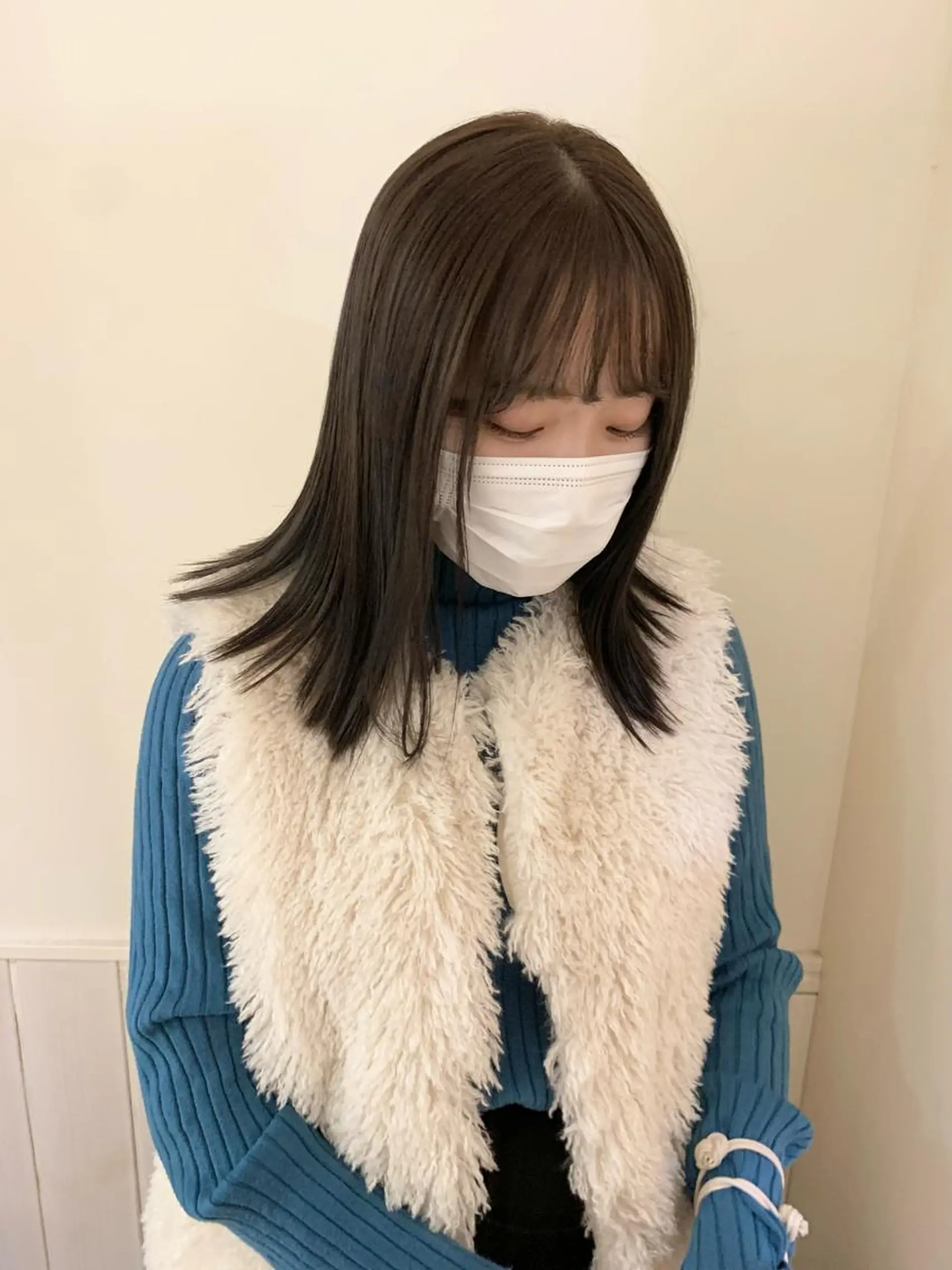 セミロング ヘアカラー トリートメント 落合希 Olivebeigeのヘアスタイル