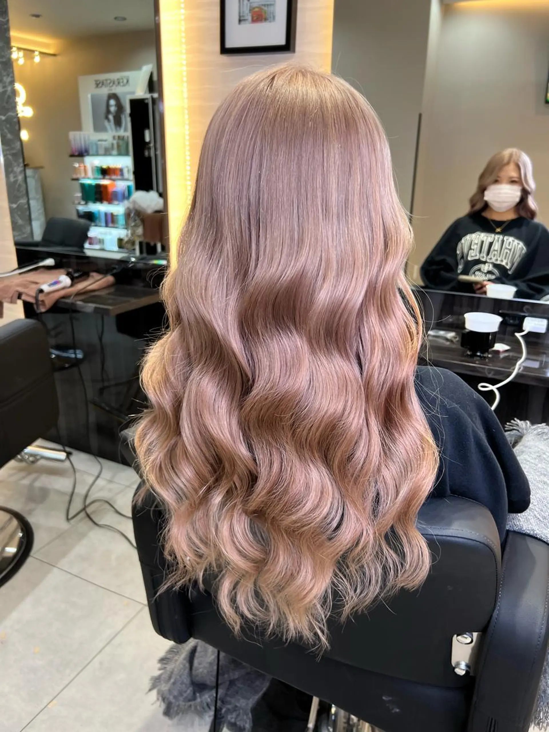 ロング 🌈カラー特化 ハイトーンけいと🌈のヘアスタイル