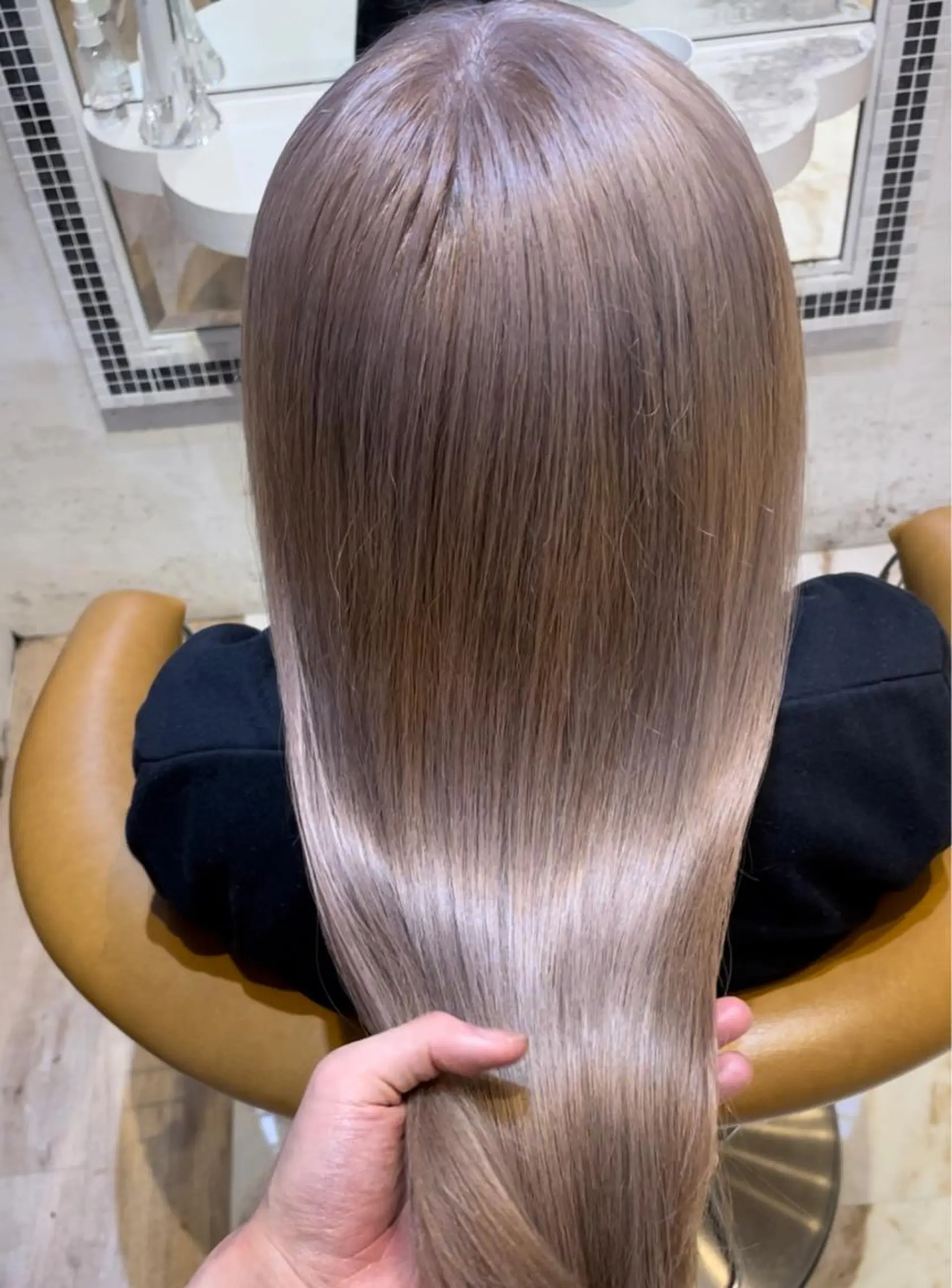 セミロング 脱白髪染め/ 髪質改善/ハクのヘアスタイル