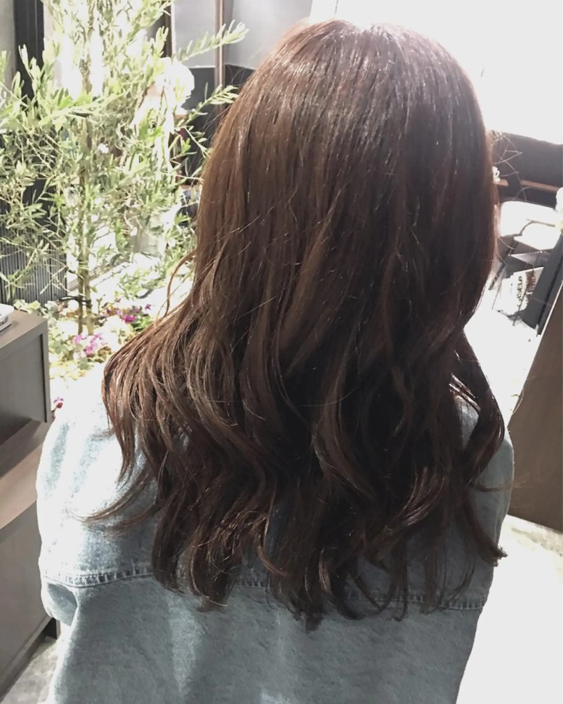 セミロング カラー パーマ Hair design Na.B所属・ジユン 지윤のヘアスタイル