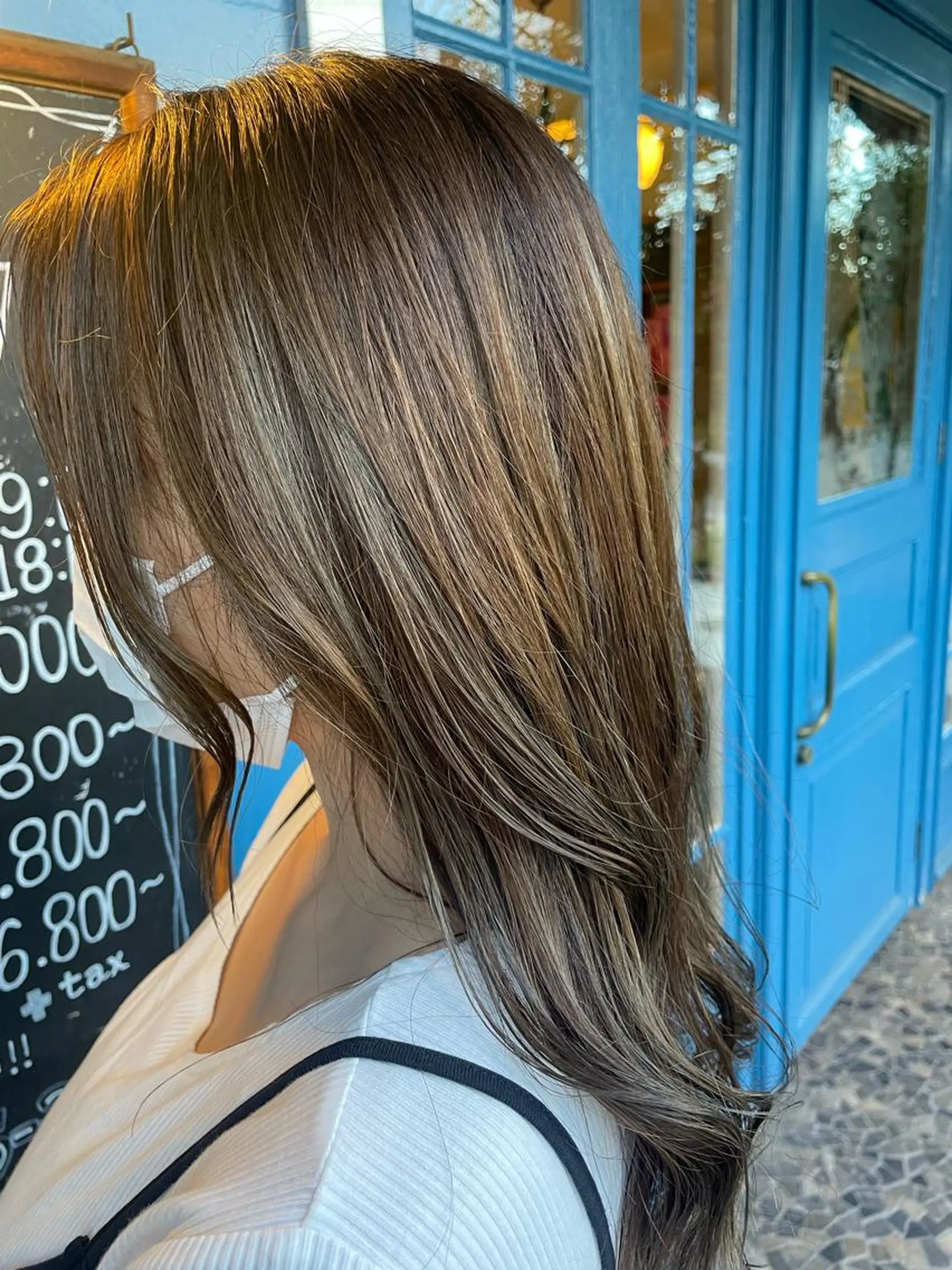 セミロング 柳井 瑠菜のヘアスタイル