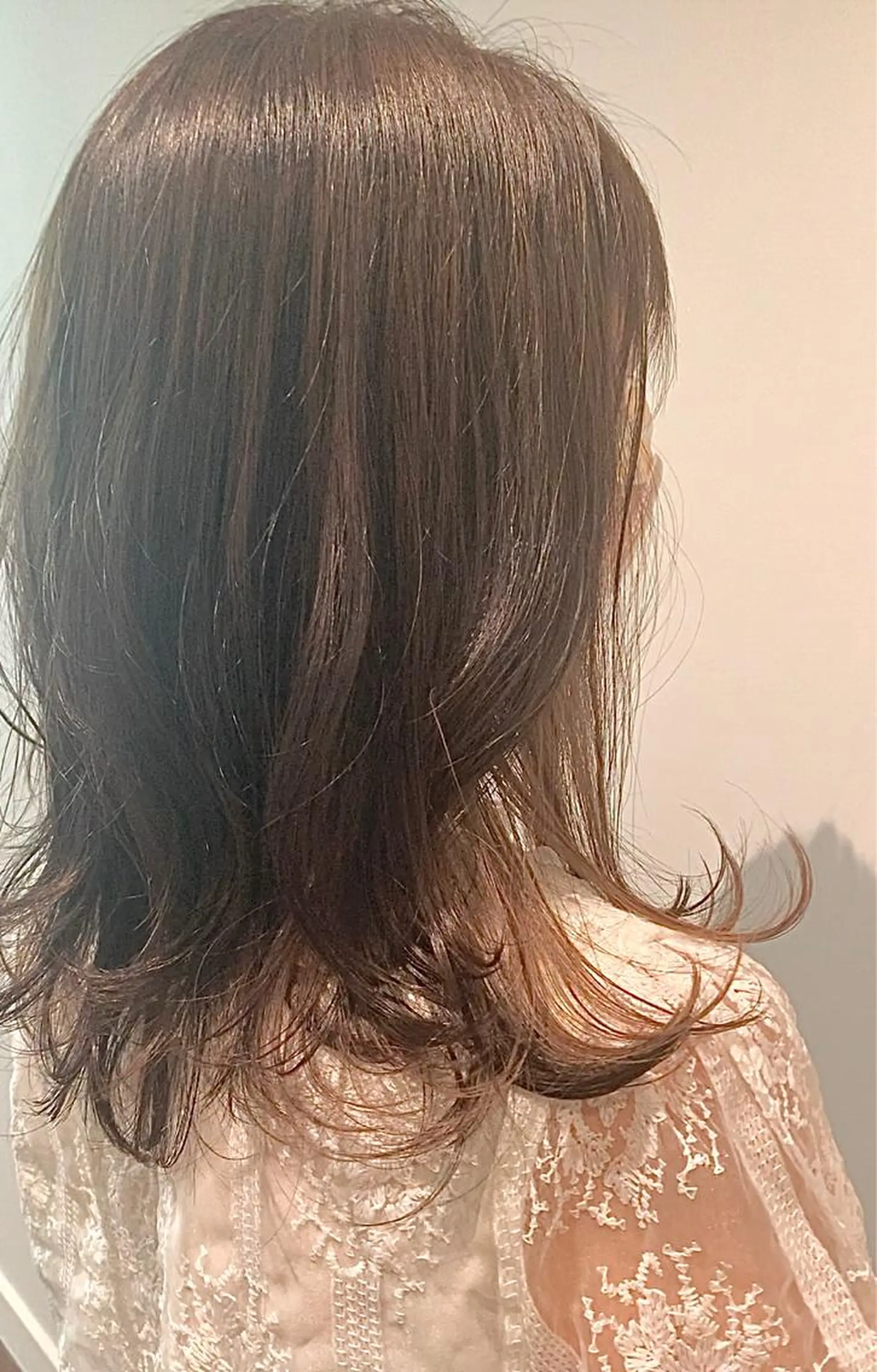 ミディアム カラー ヘアアレンジ ベージュカラー ピンクカラー ピンクベージュ カット ヘアカラー トリートメント GO TODAY SHAiRE SALON 梅田店所属・3ヶ月持ちが良い ボブ/ショートのヘアスタイル