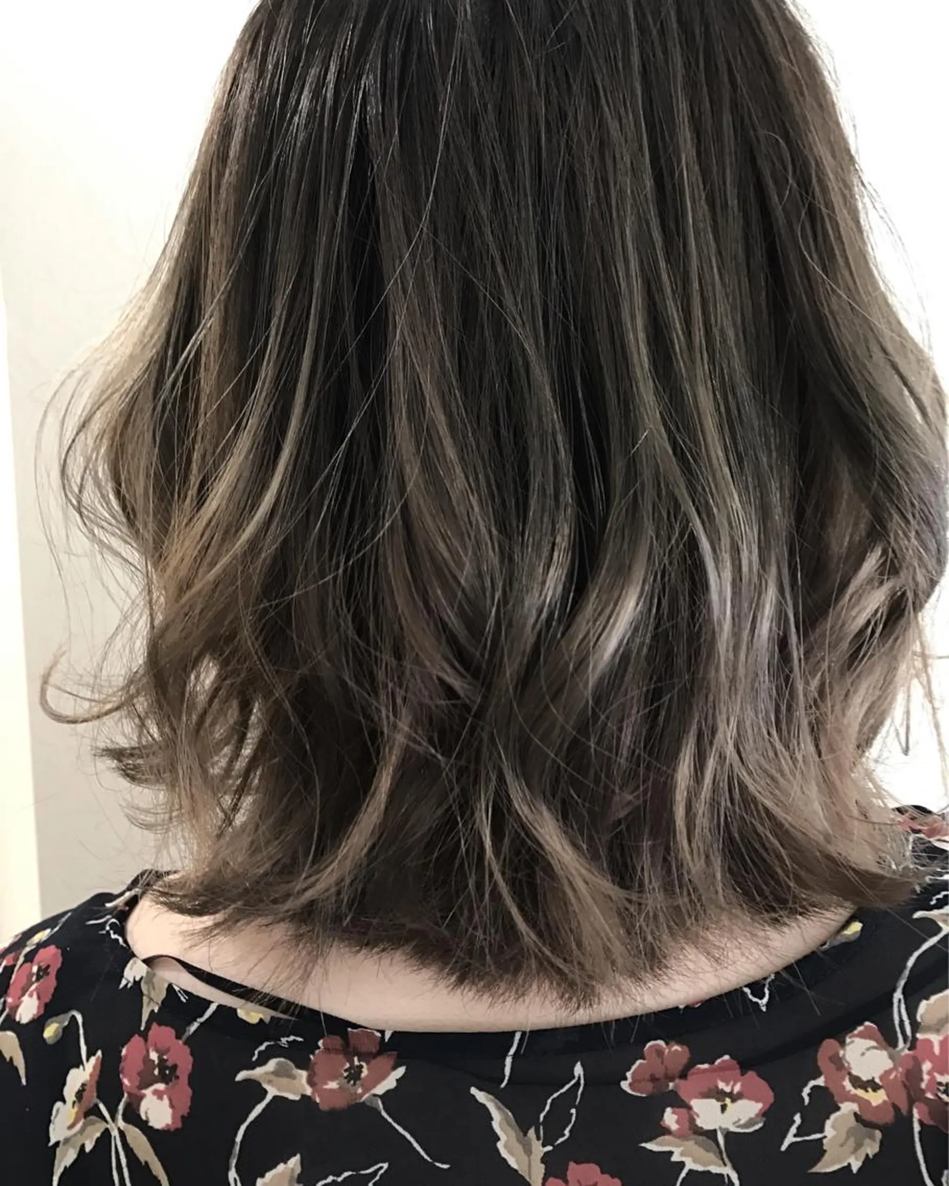 ミディアム カラー パーマ、髪質改善 川崎祐介のヘアスタイル