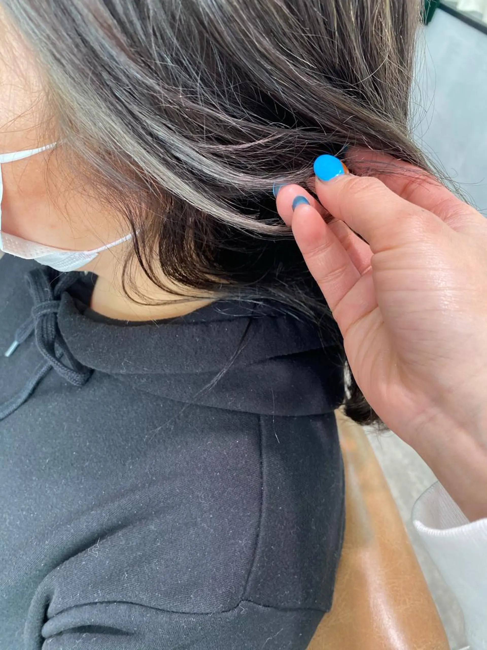 ミディアム ヘアカラー 大久保 優香のヘアスタイル