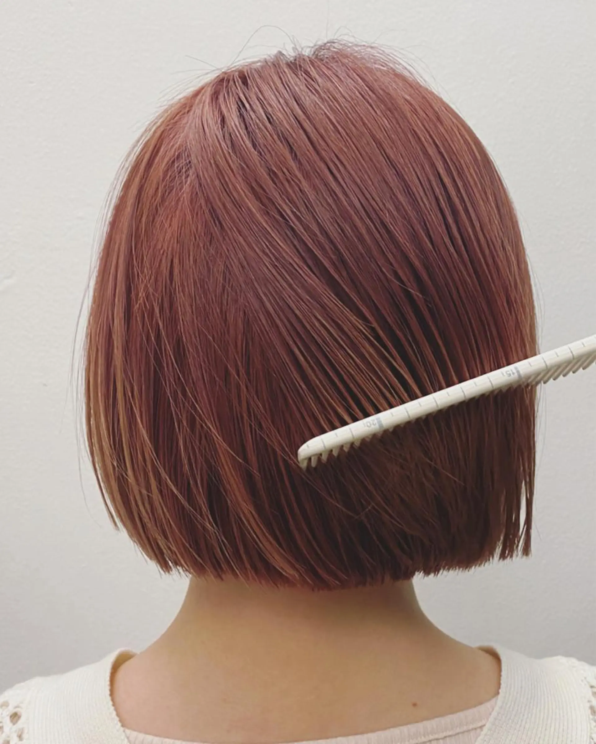 ショート カラー ブリーチ ピンクカラー ボブ トリートメント ヘアカラー トリートメント LA PENSEE所属・安藤 翔平のヘアスタイル