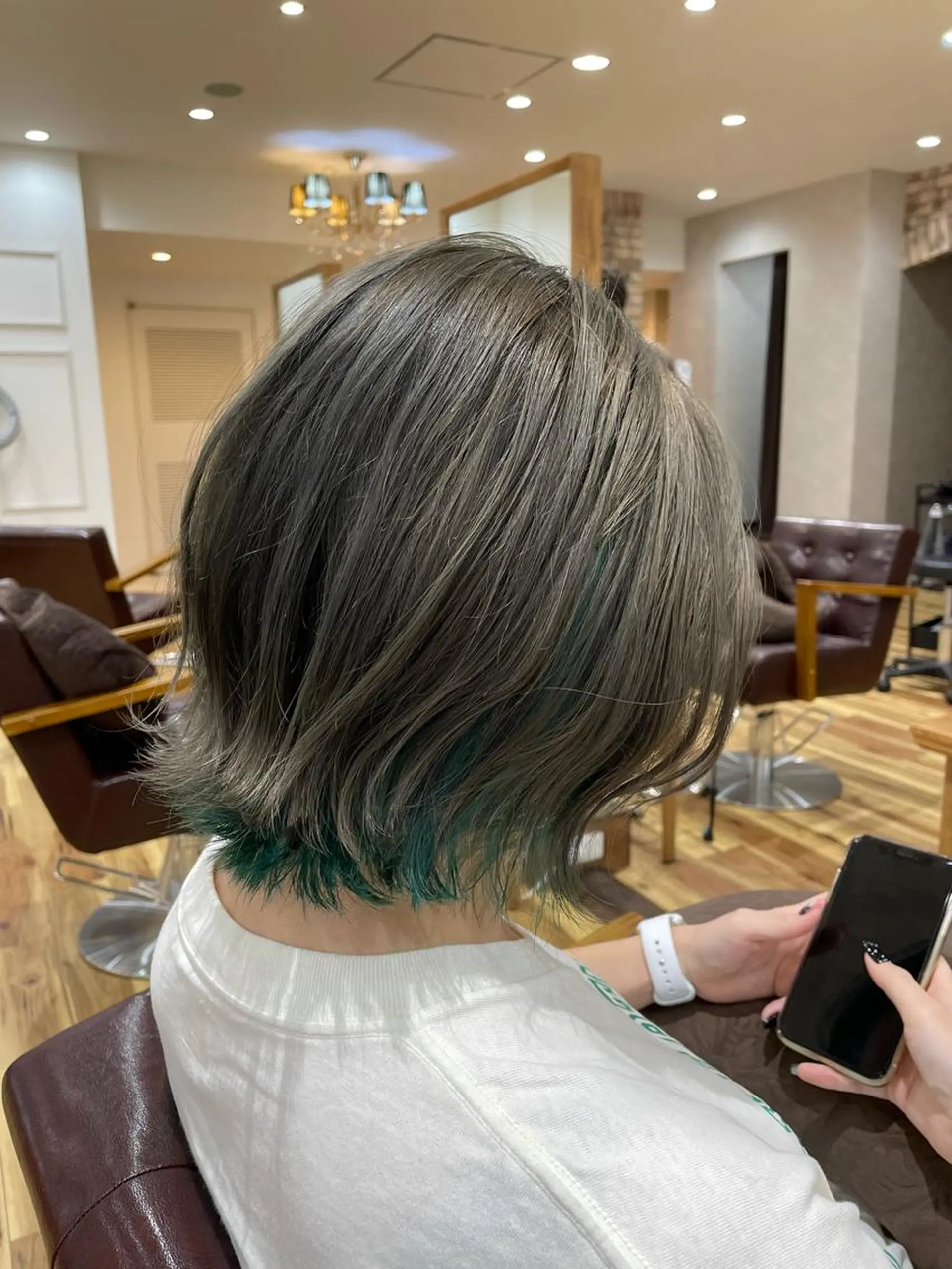 ミディアム ヘアカラー トリートメント YASUHIRO グレージュ/メンズのヘアスタイル