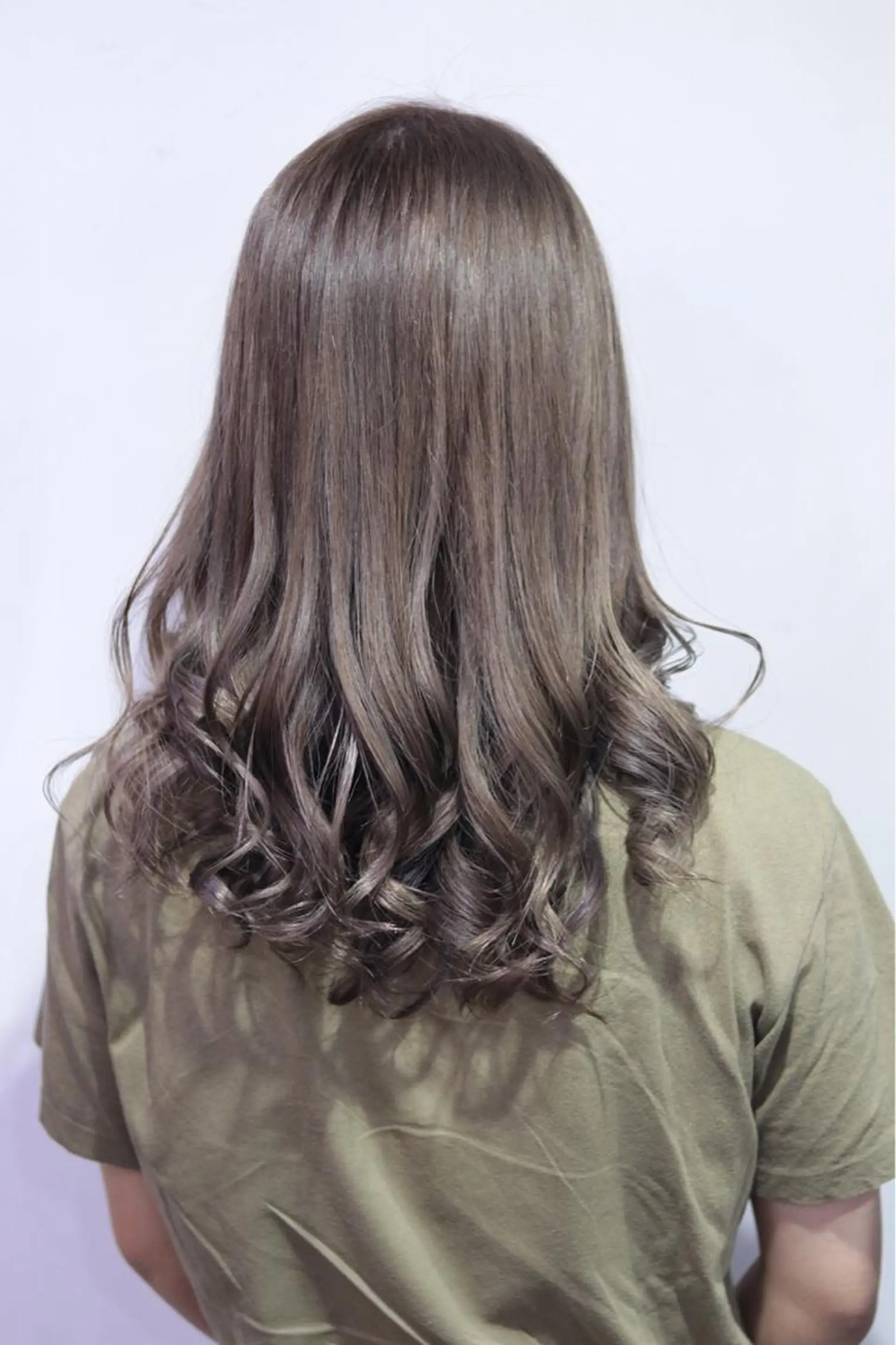 セミロング フェアリーテイル所属・吉田 典弘のヘアスタイル