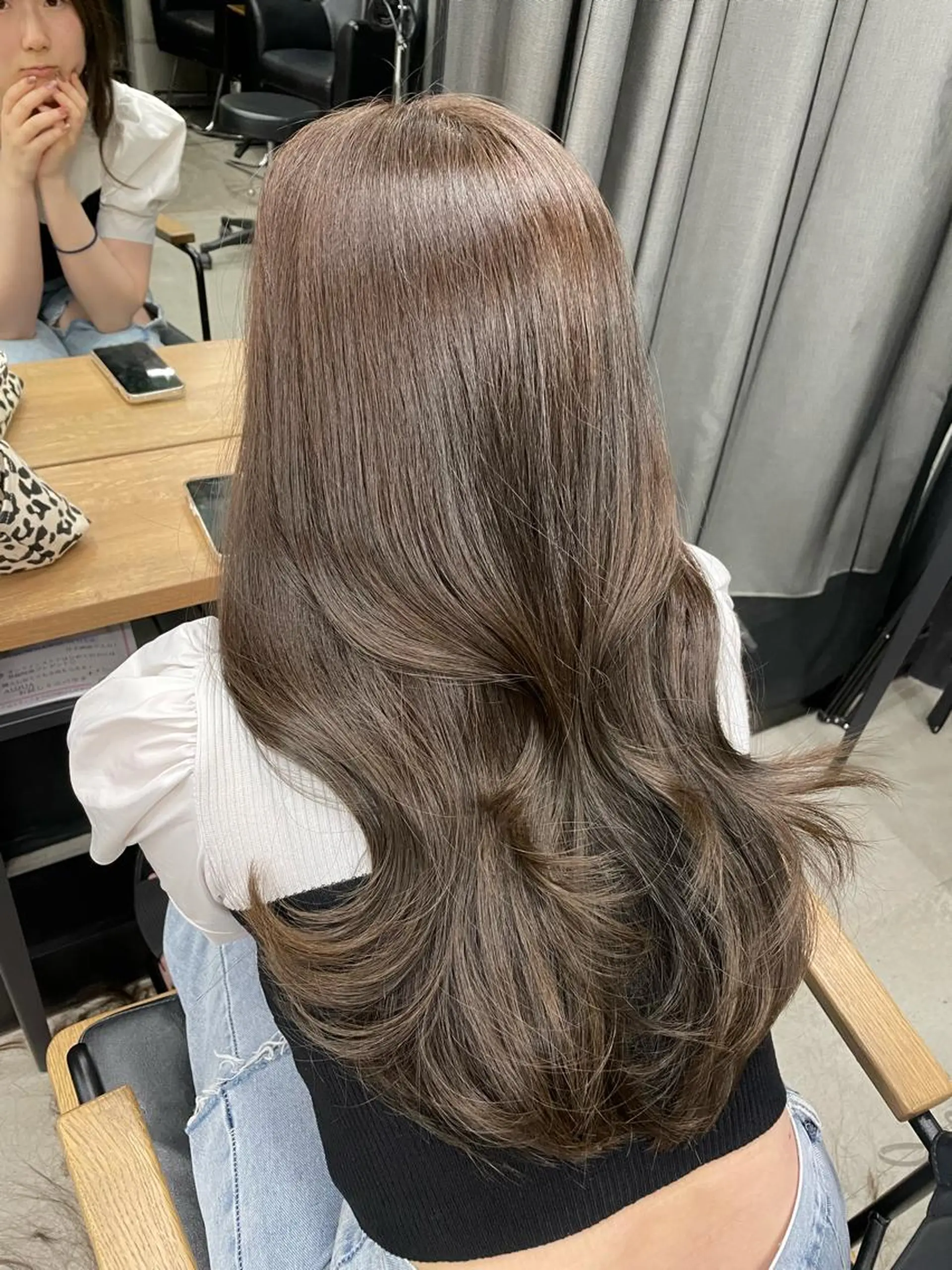 ロング Allure所属・伊藤 莉奈　韓国ヘアのヘアスタイル