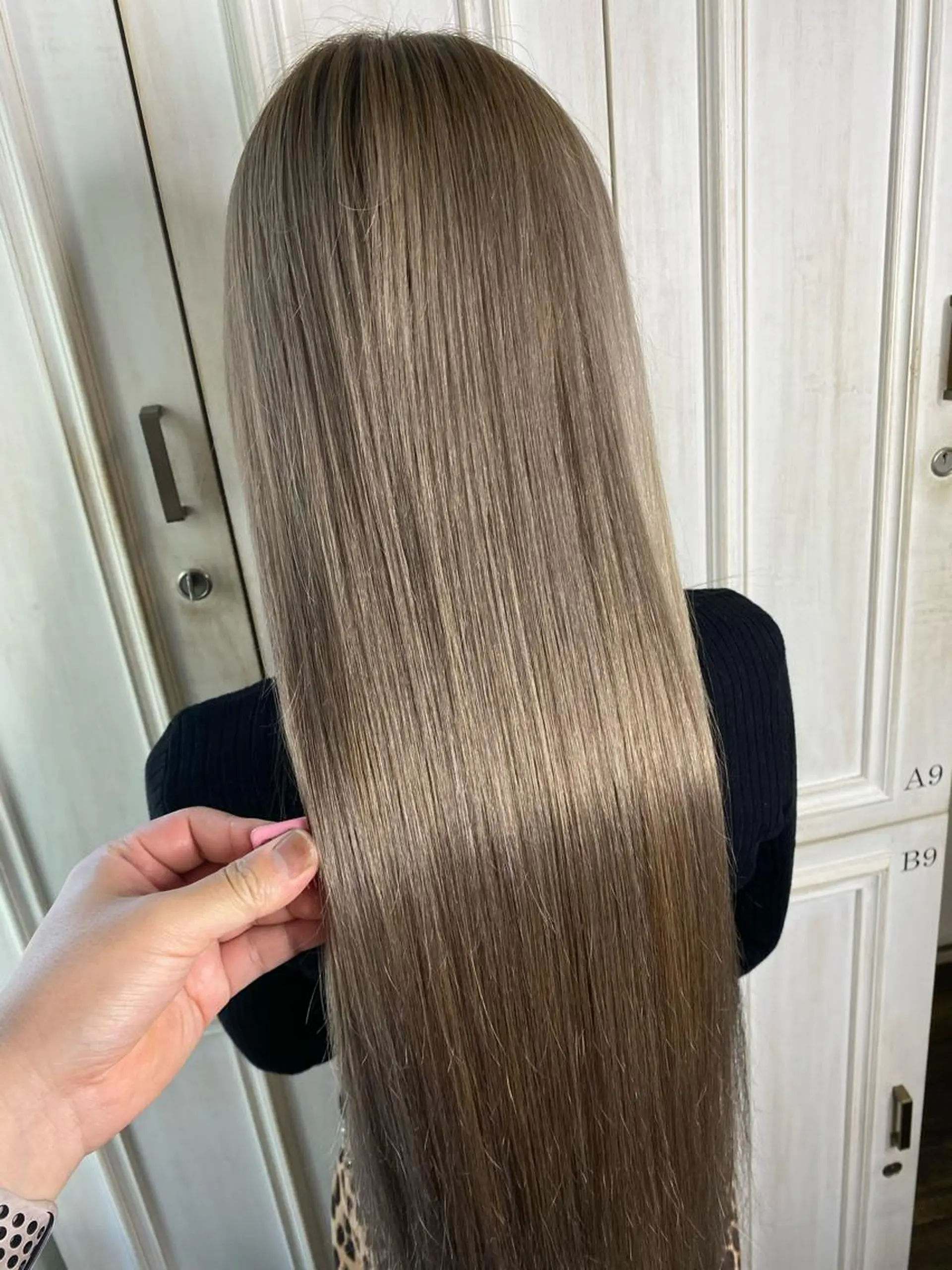 セミロング カラー ブリーチ ケアブリーチ ダブルカラー 似合わせ/ブリーチ カラー.岡田友仁のヘアスタイル