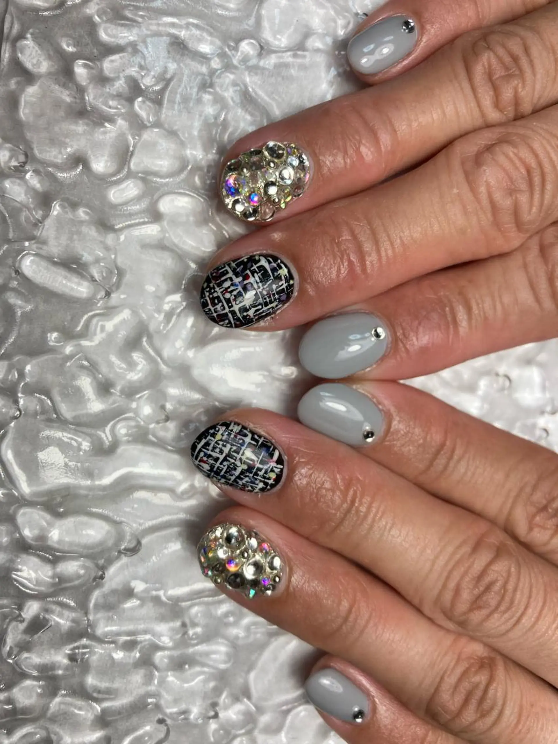 ショート ネイル ハンドネイル フットネイル ✴︎ Delightのネイルデザイン