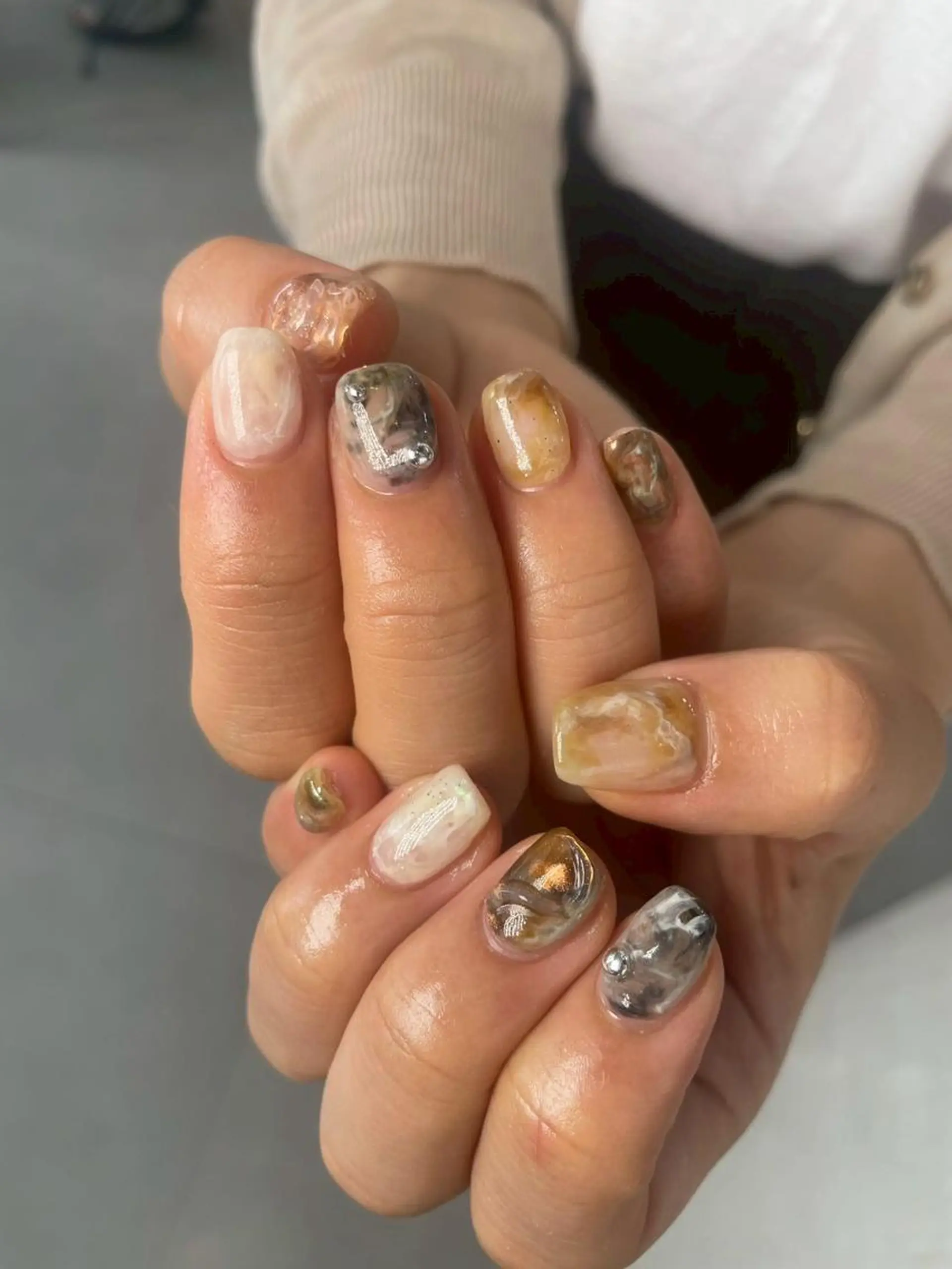 ネイル ボルドー チークネイル クリアネイル 成人式 フラッシュネイル ハンドネイル ~be 高槻のネイルデザイン