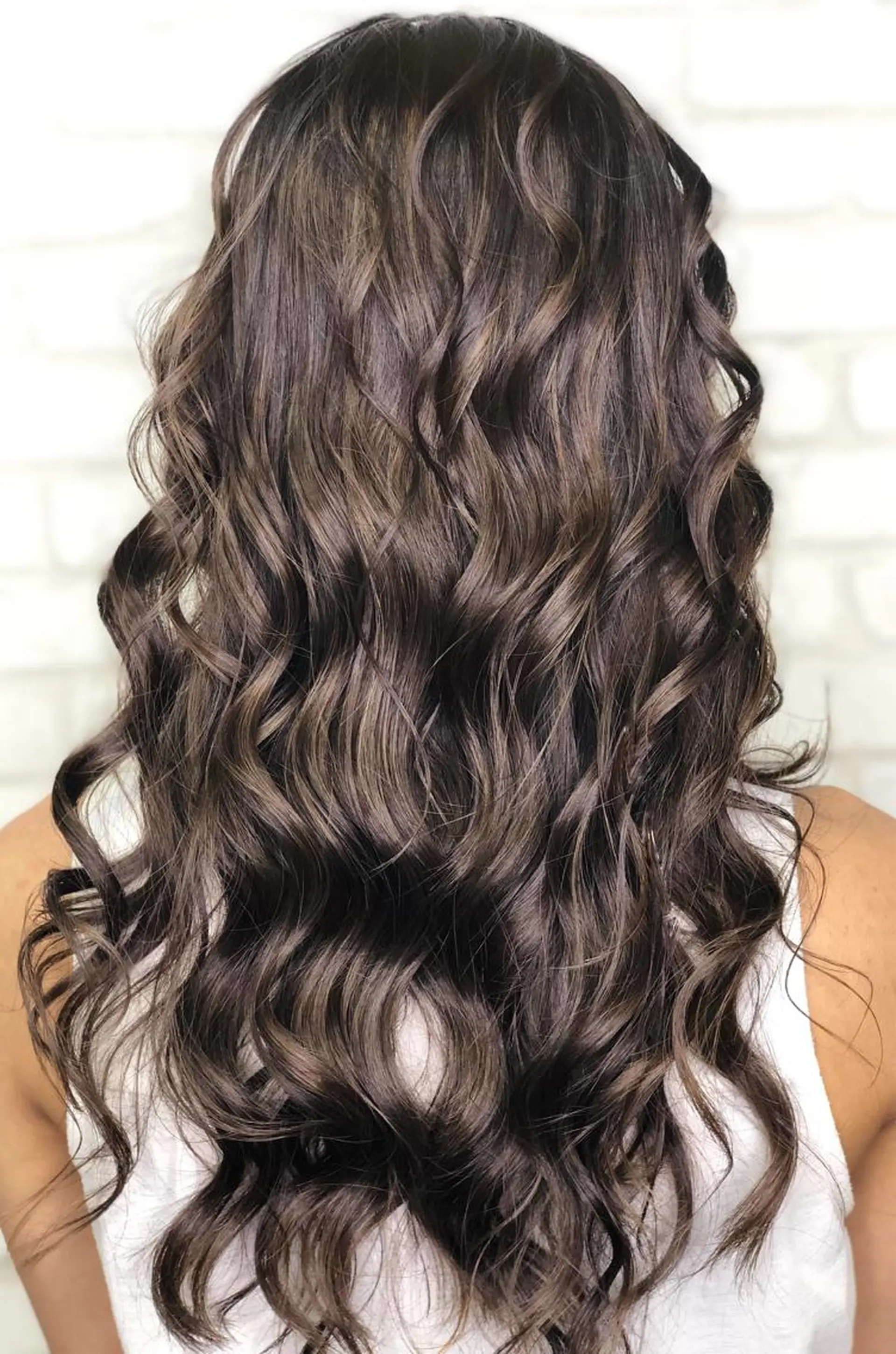 ロング EYEstylist ·ai MOERIのマツエク・マツパデザイン