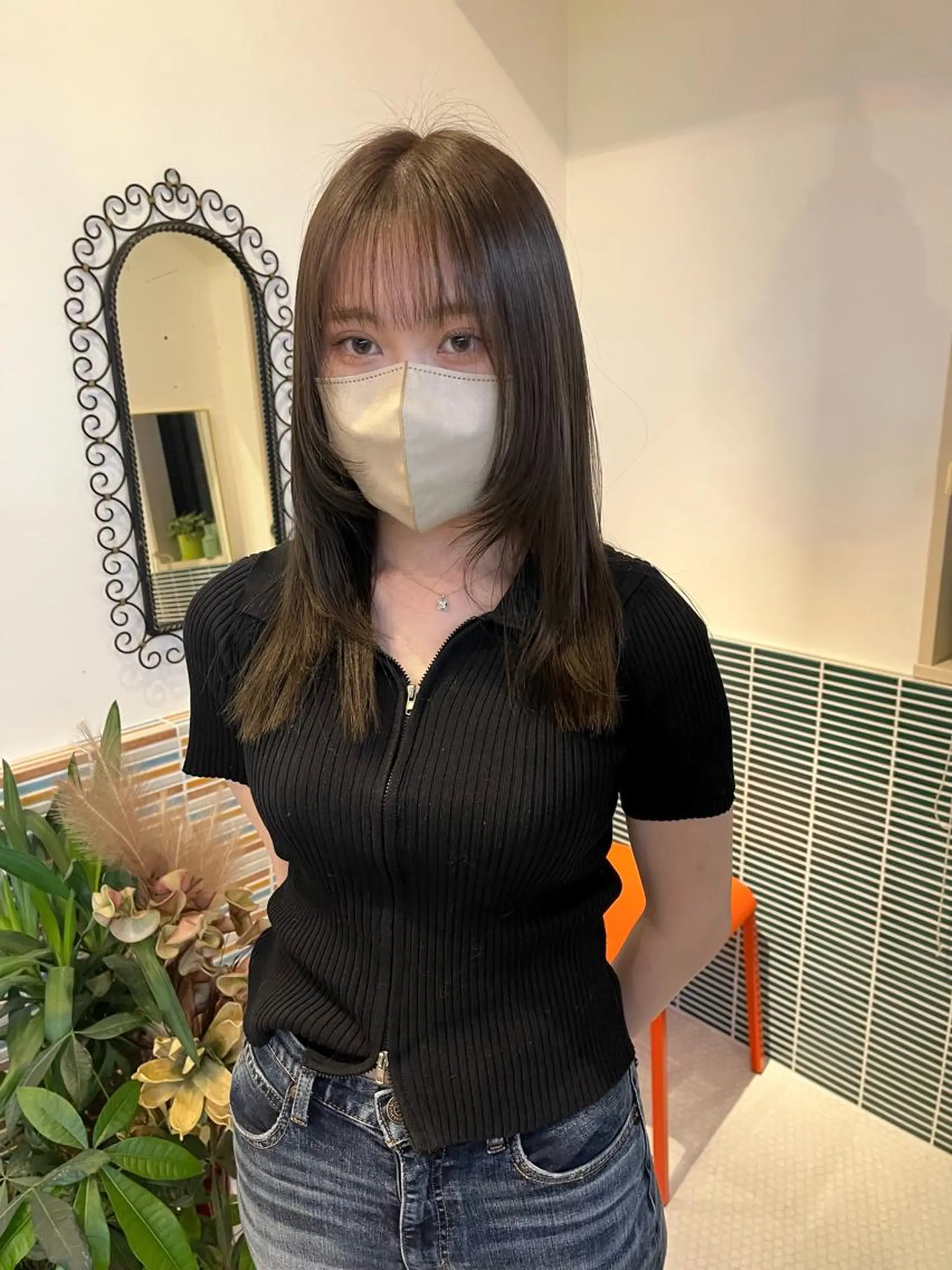 ミディアム カラー ベージュカラー ブリーチ 透明感カラー ブリーチなしカラー オリーブベージュ カット ヘアカラー トリートメント 🩷ハイトーン透明感 レイヤー🩷ユリカのヘアスタイル