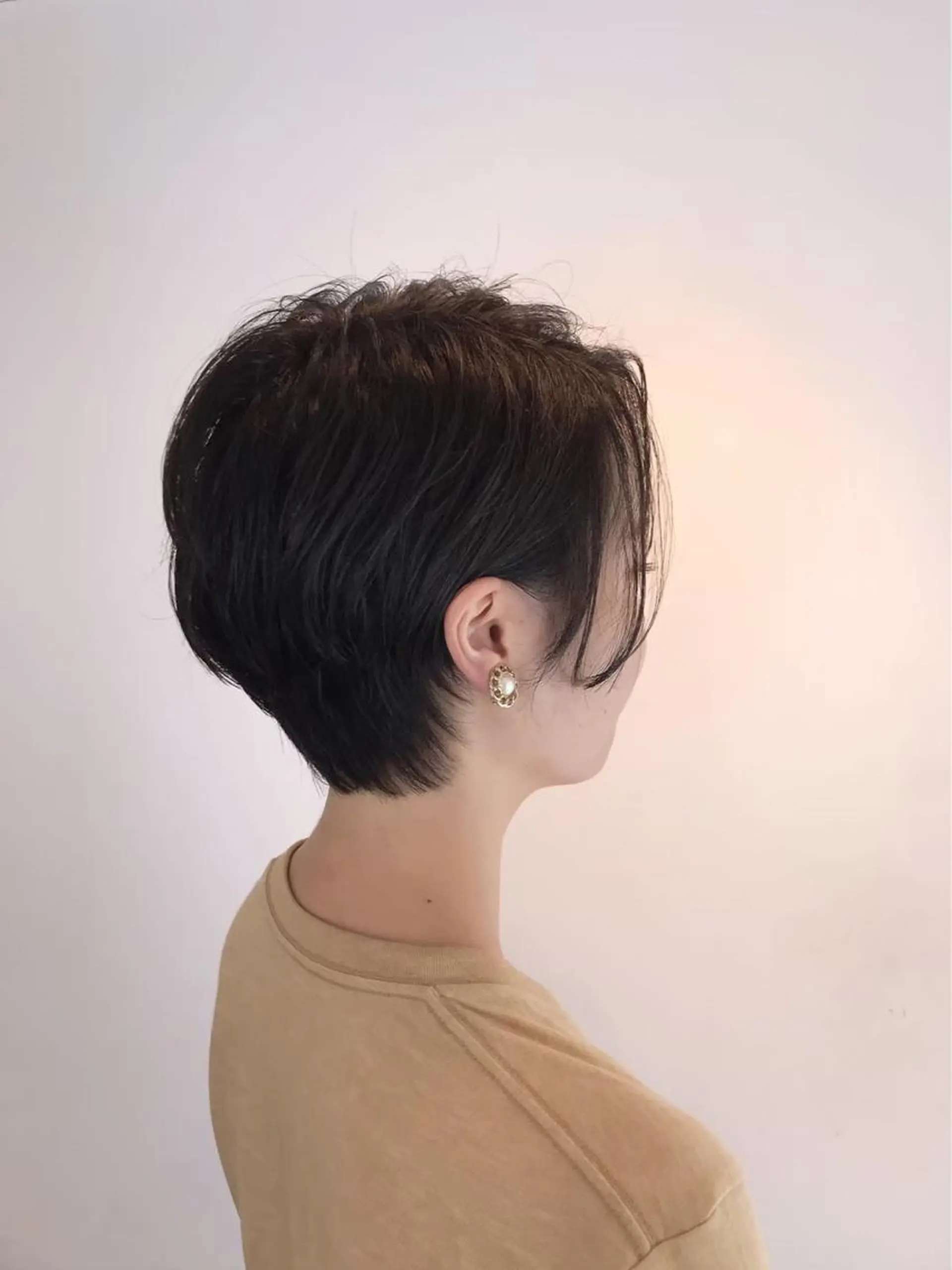 ショート 小川 美香のヘアスタイル