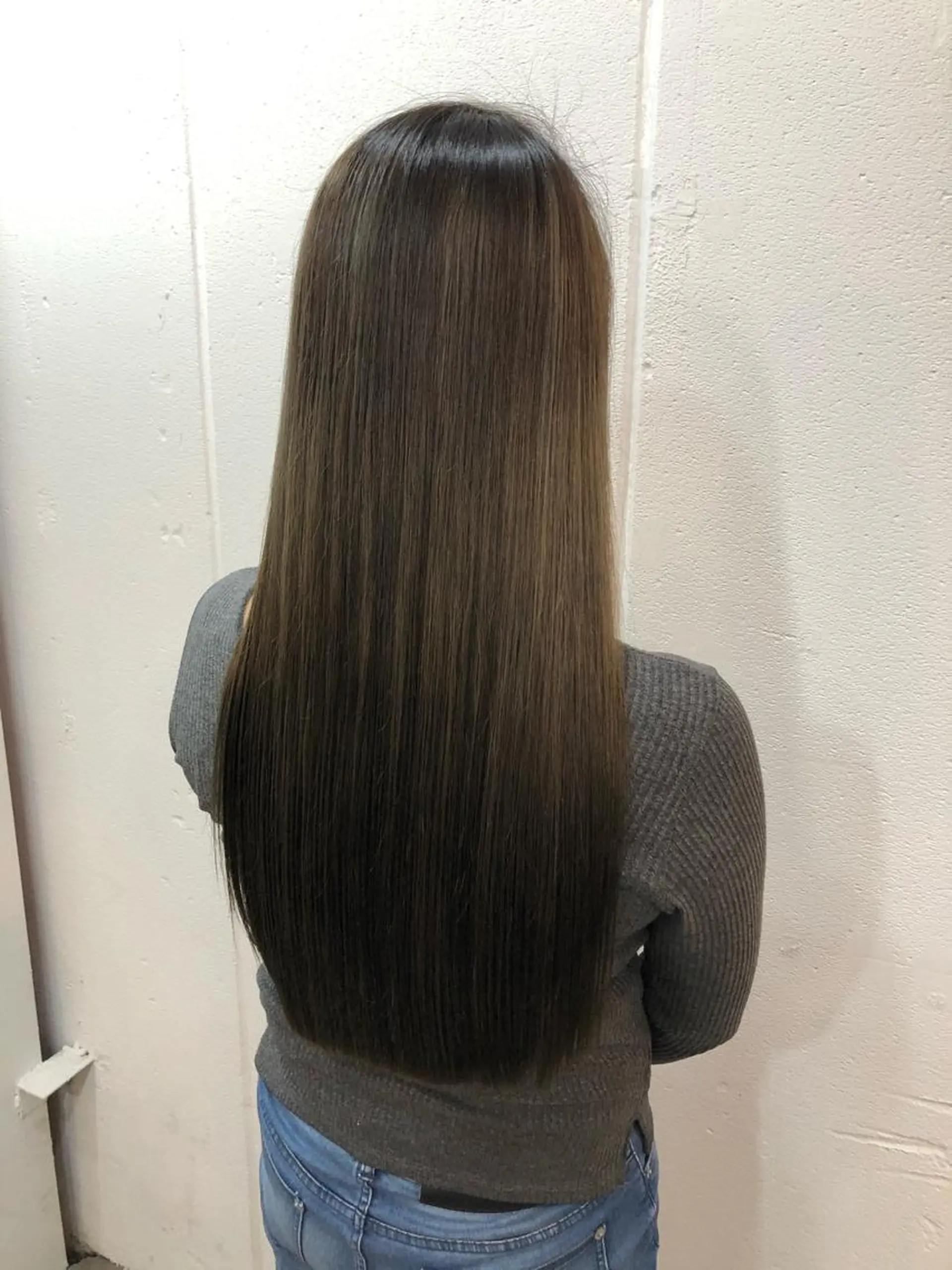 ロング カット 縮毛矯正 トリートメント share by wealstarのヘアスタイル