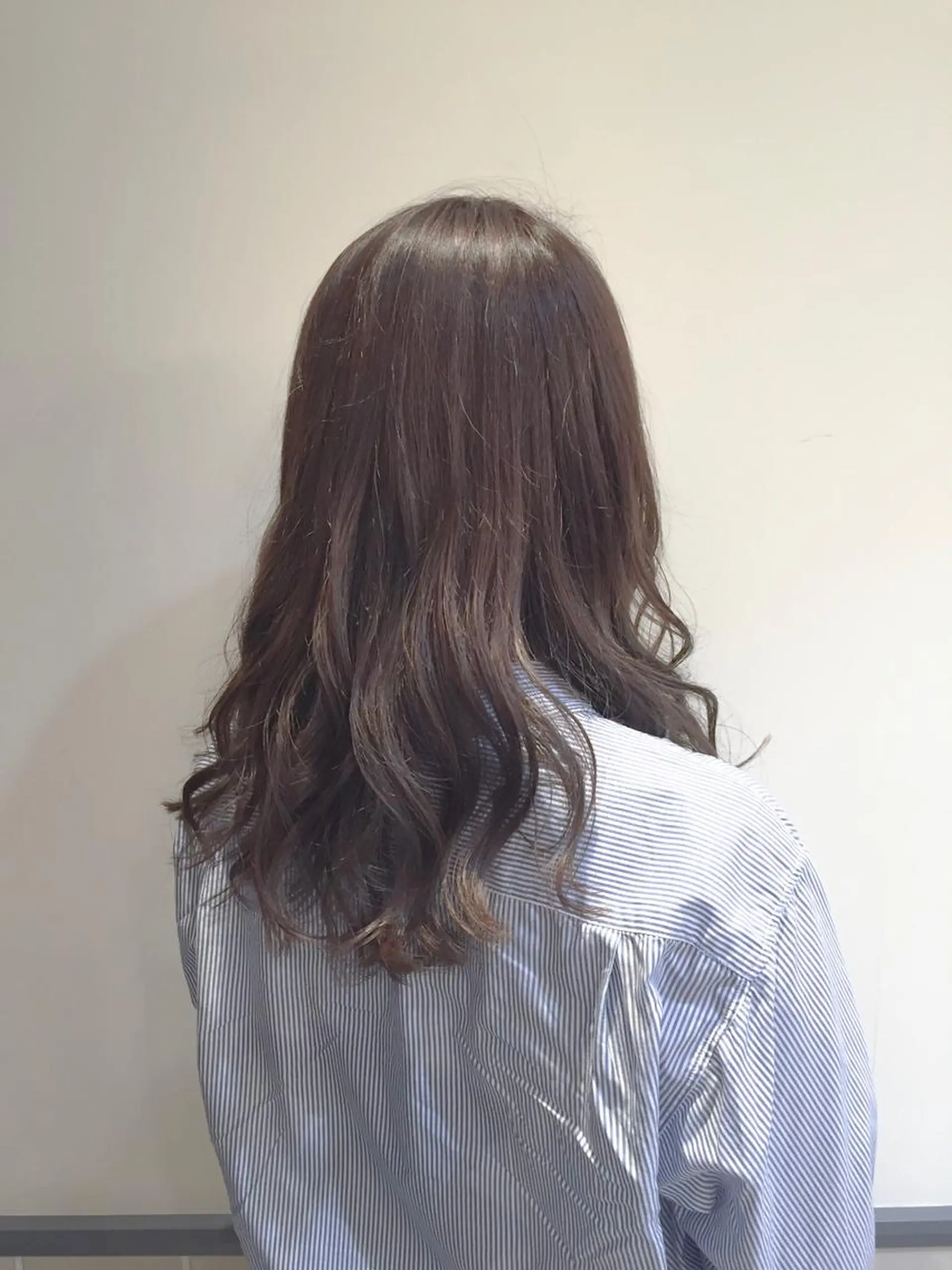 ロング カラー アッシュ un所属・un 溝の口 伊豆本のマツエク・マツパデザイン