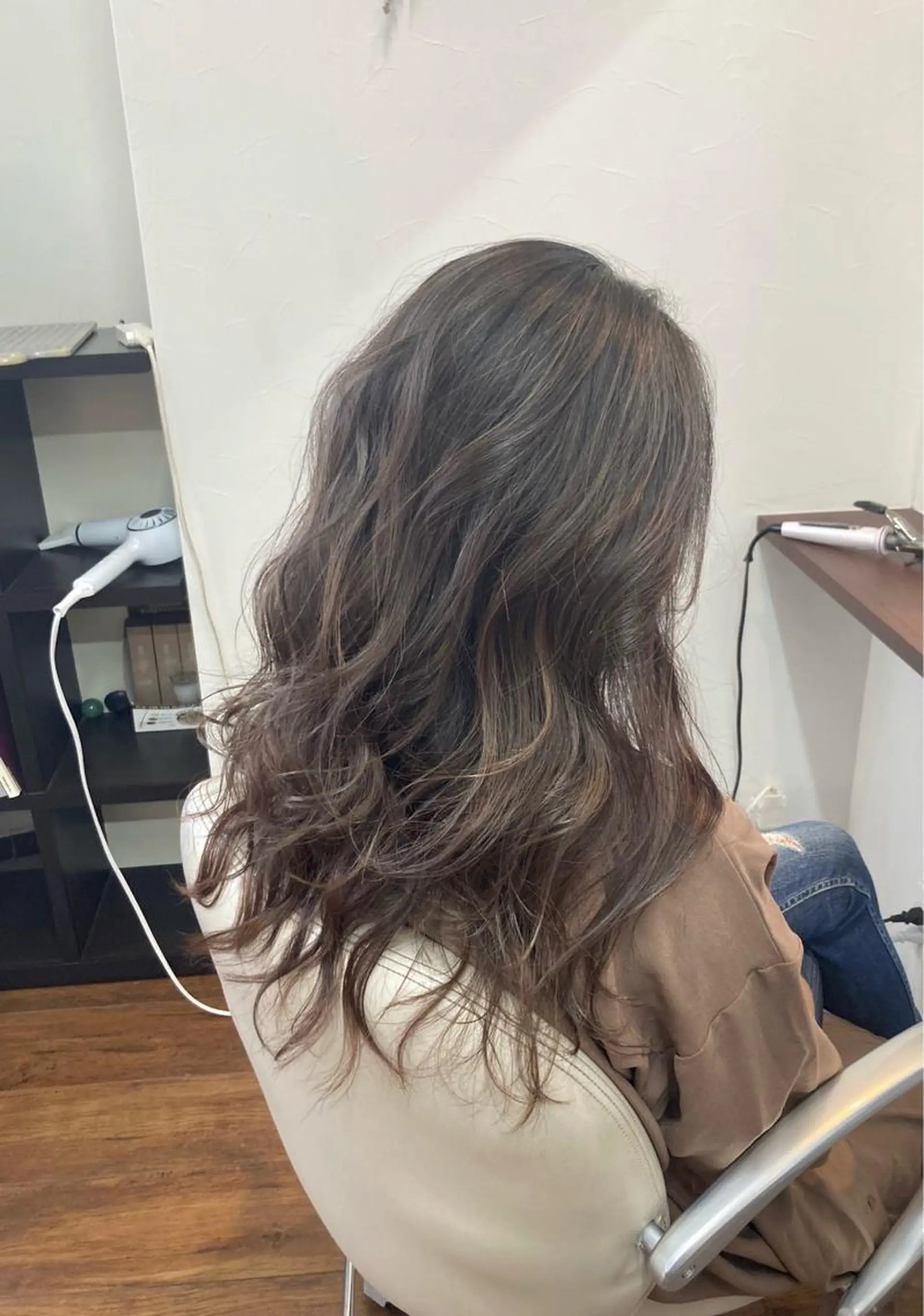 ロング カラー one's heart所属・ヘアと眉Otsuka Hikari💆‍♀のヘアスタイル