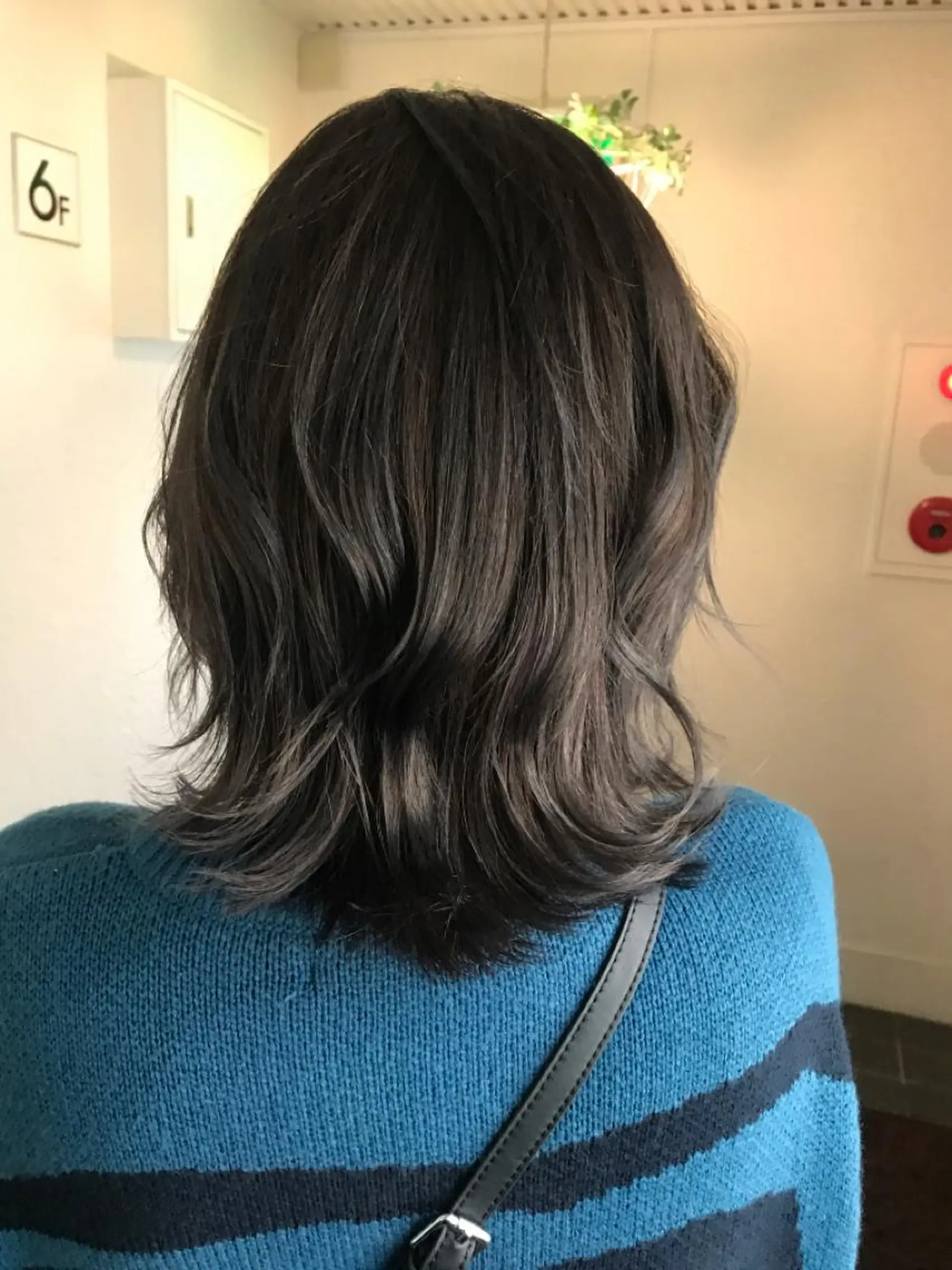 ミディアム カラー 上田 直樹のヘアスタイル