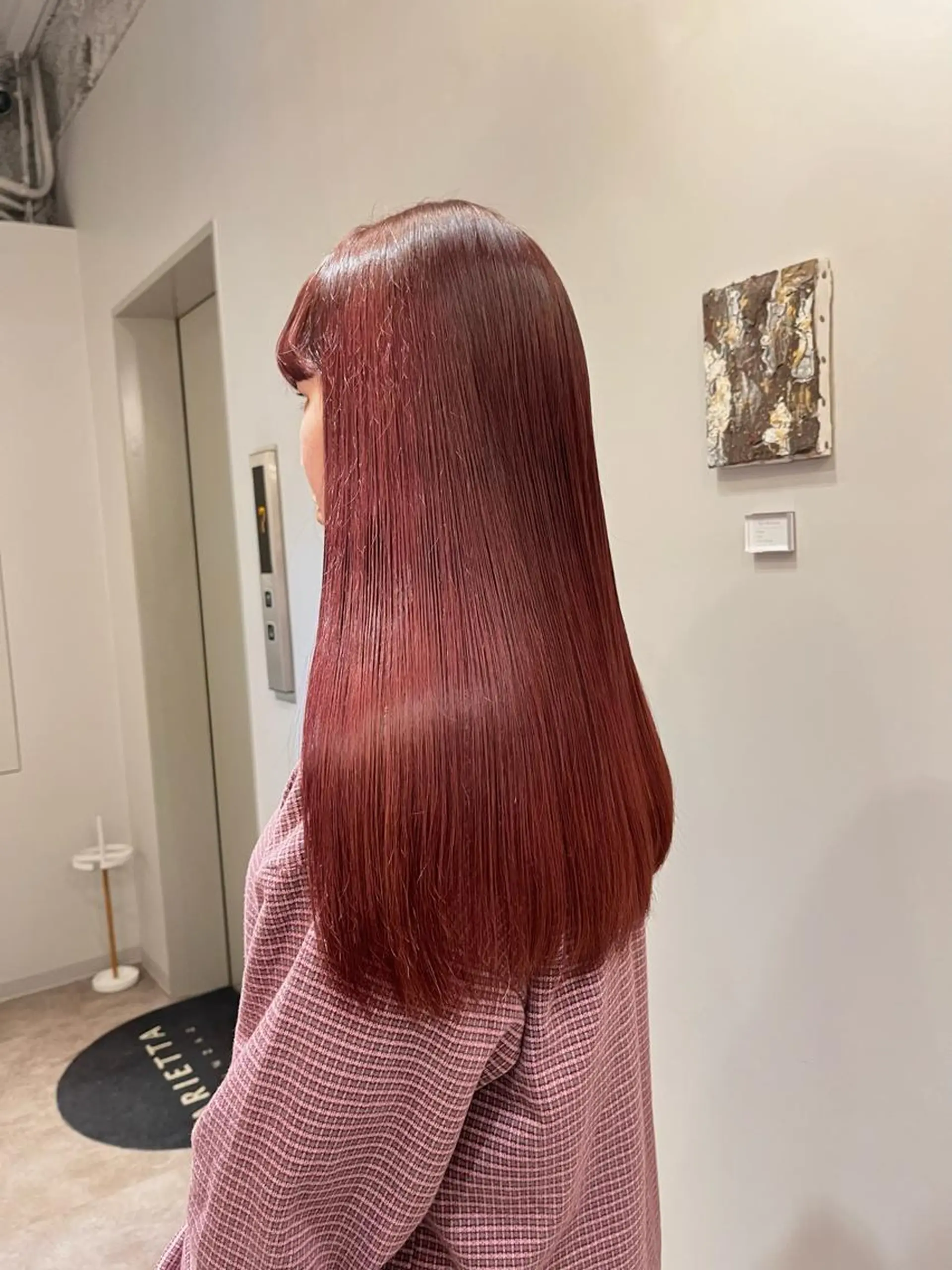 カラー 冨井 ほのかのヘアスタイル