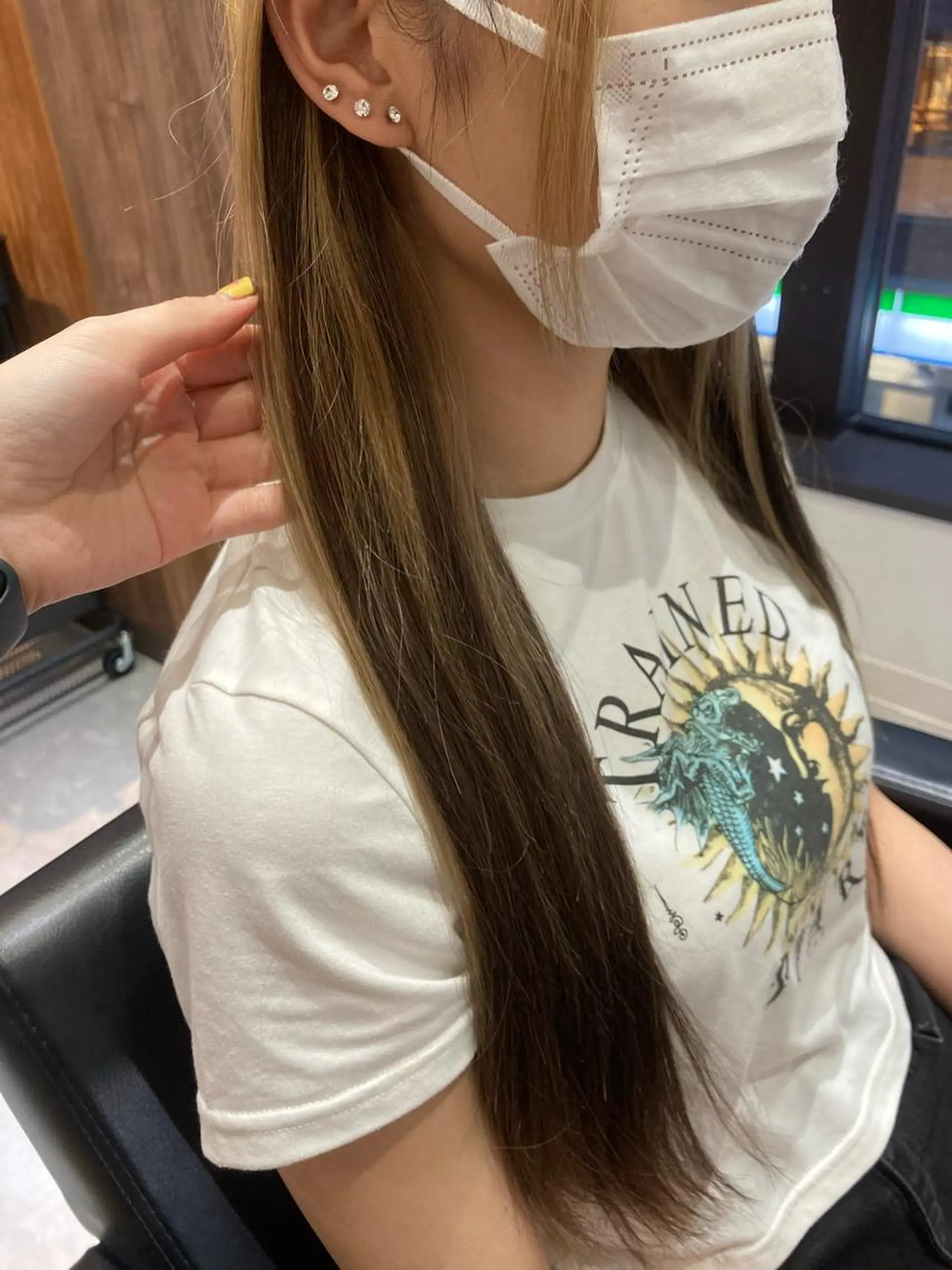 セミロング エクステ ENA💗NEXT /ハイトーンエクステのヘアスタイル