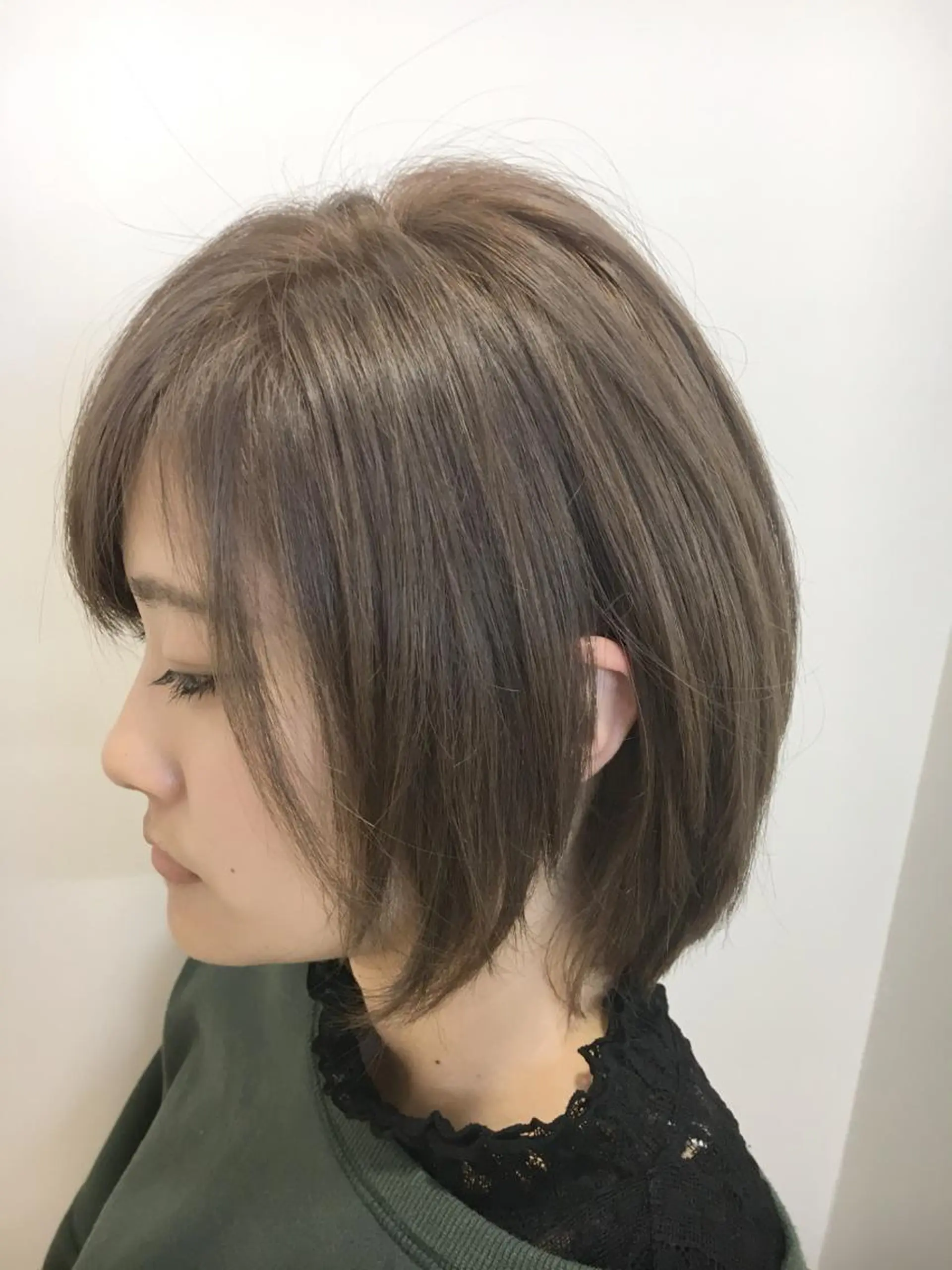 ショート カラー ベージュカラー ブルーカラー ミルクティーベージュ シルバー バイオレットカラー ヘアカラー 永井 大希のヘアスタイル