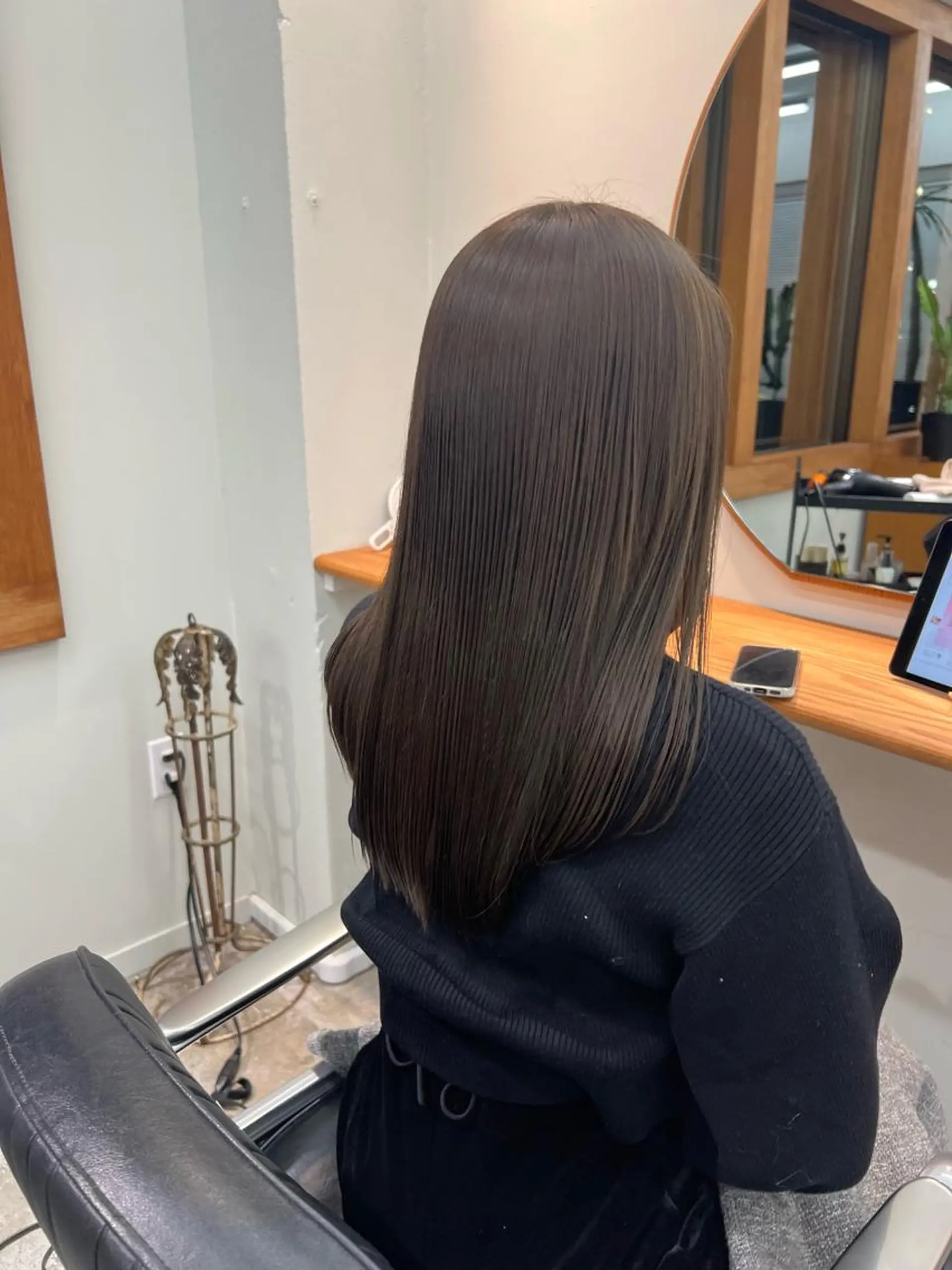 カラー aiko【艶カラー ・ミニモ年内で終了】のヘアスタイル