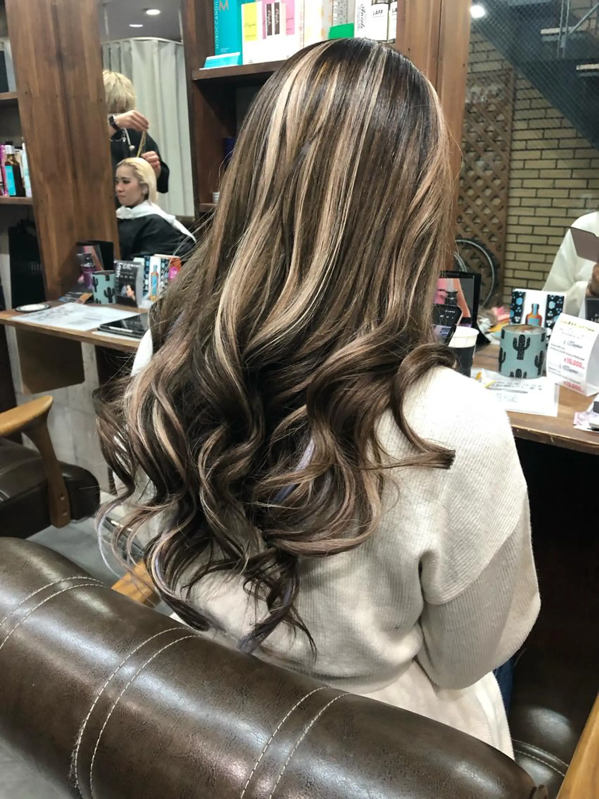 ロング カラー ハイライトカラー エクステ ハイライト alpha. カラーエクステ下妻のヘアスタイル