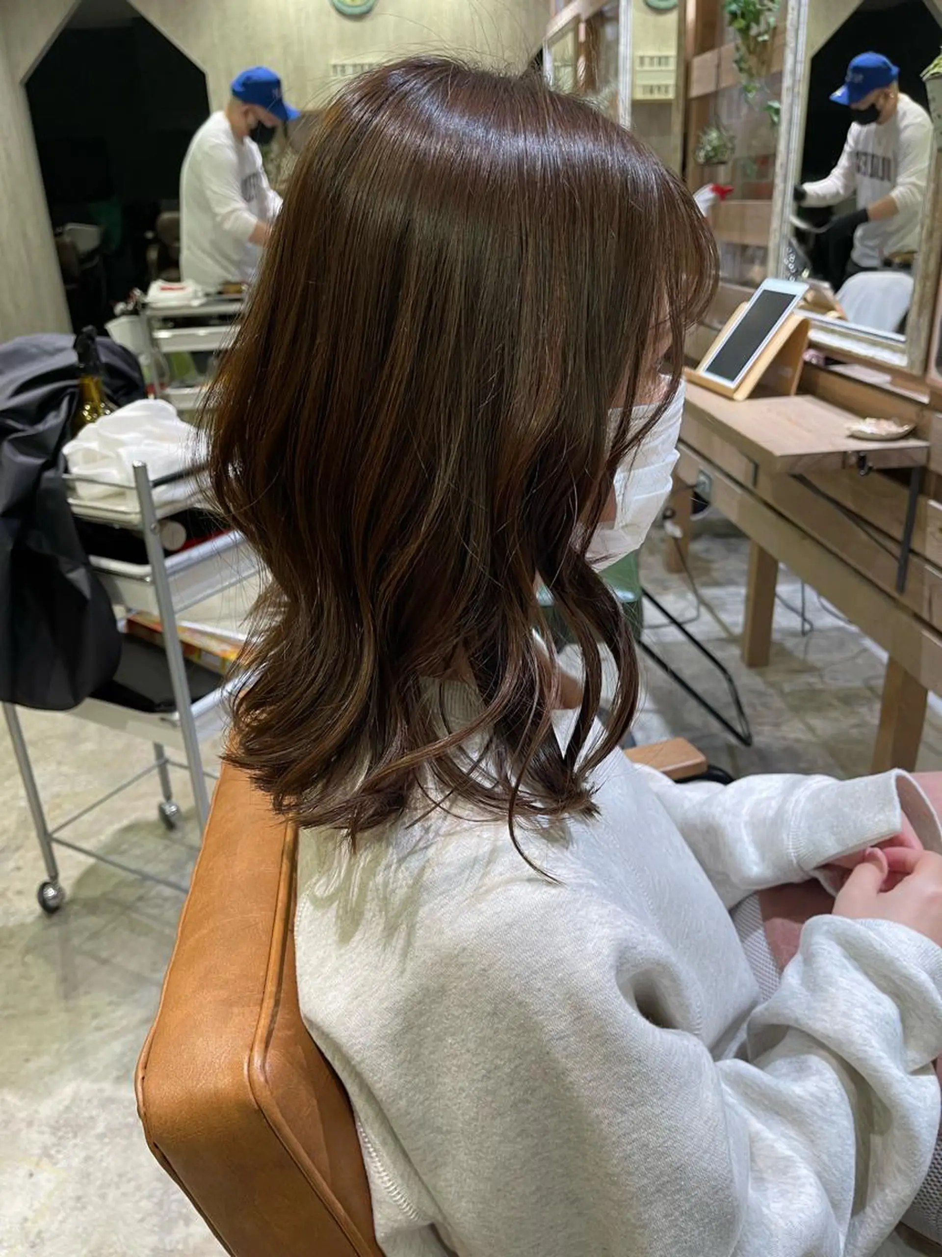 ミディアム アッシュ 川崎 龍馬のヘアスタイル