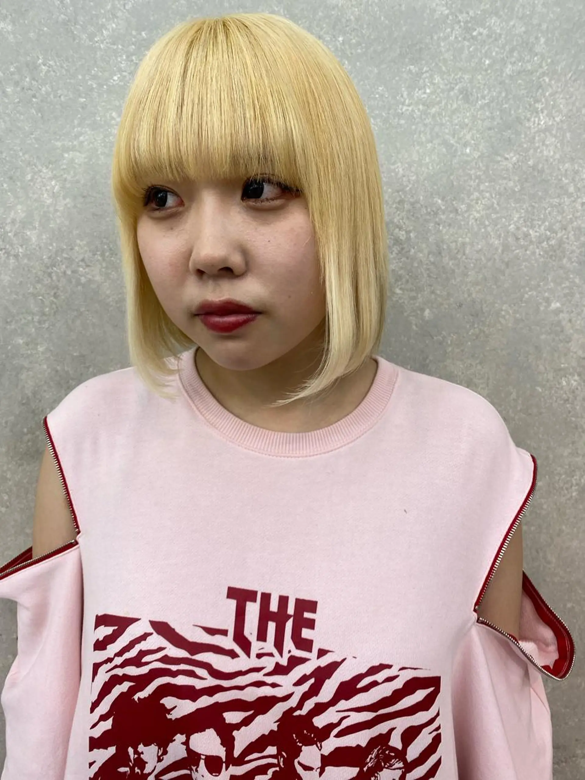 ショート カラー ブリーチ ブロンド 顔周りカット/透明感 カラー✂️MEIのヘアスタイル