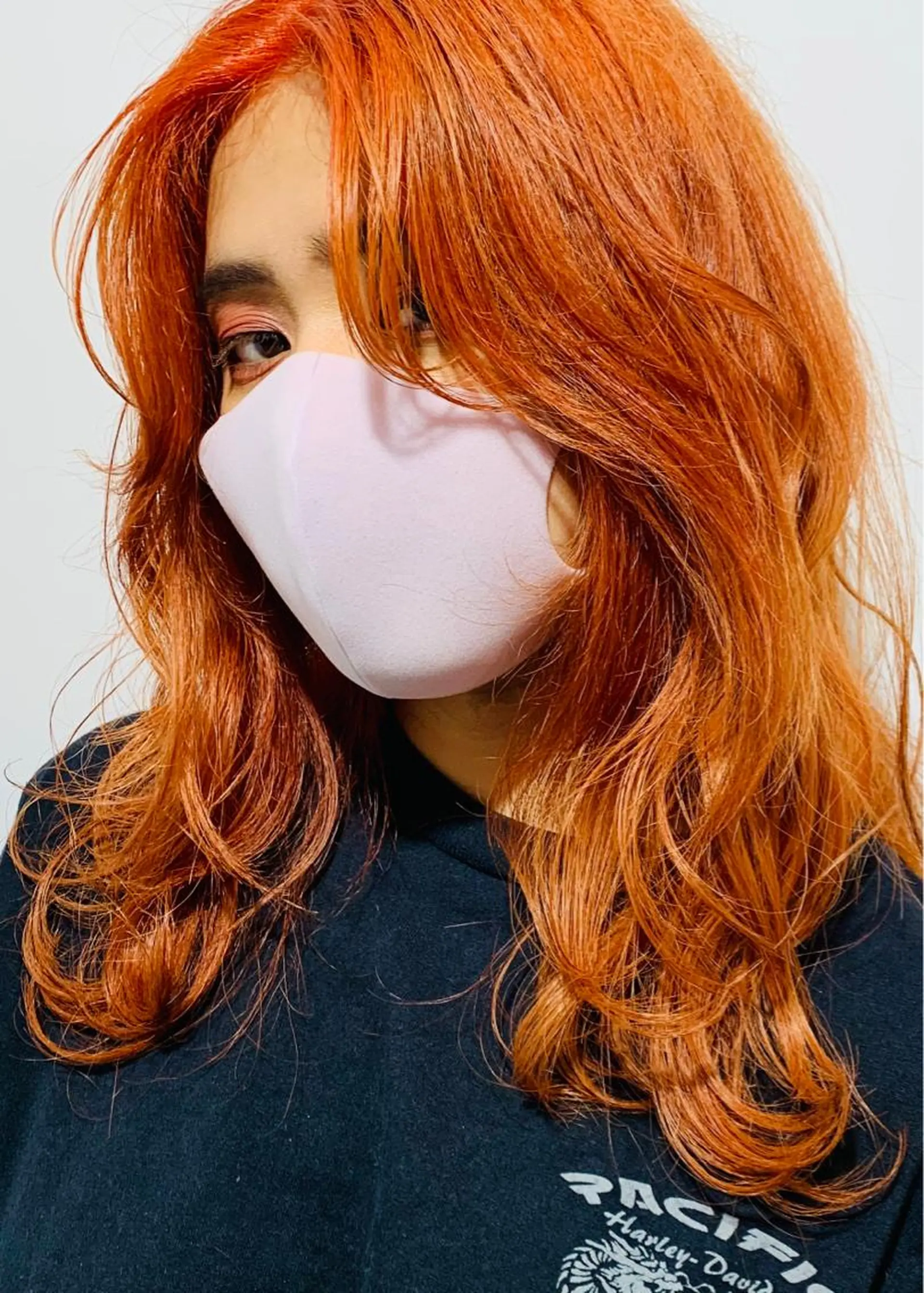 セミロング もにか🌞原宿/渋谷 🌝ブリーチカラーのヘアスタイル