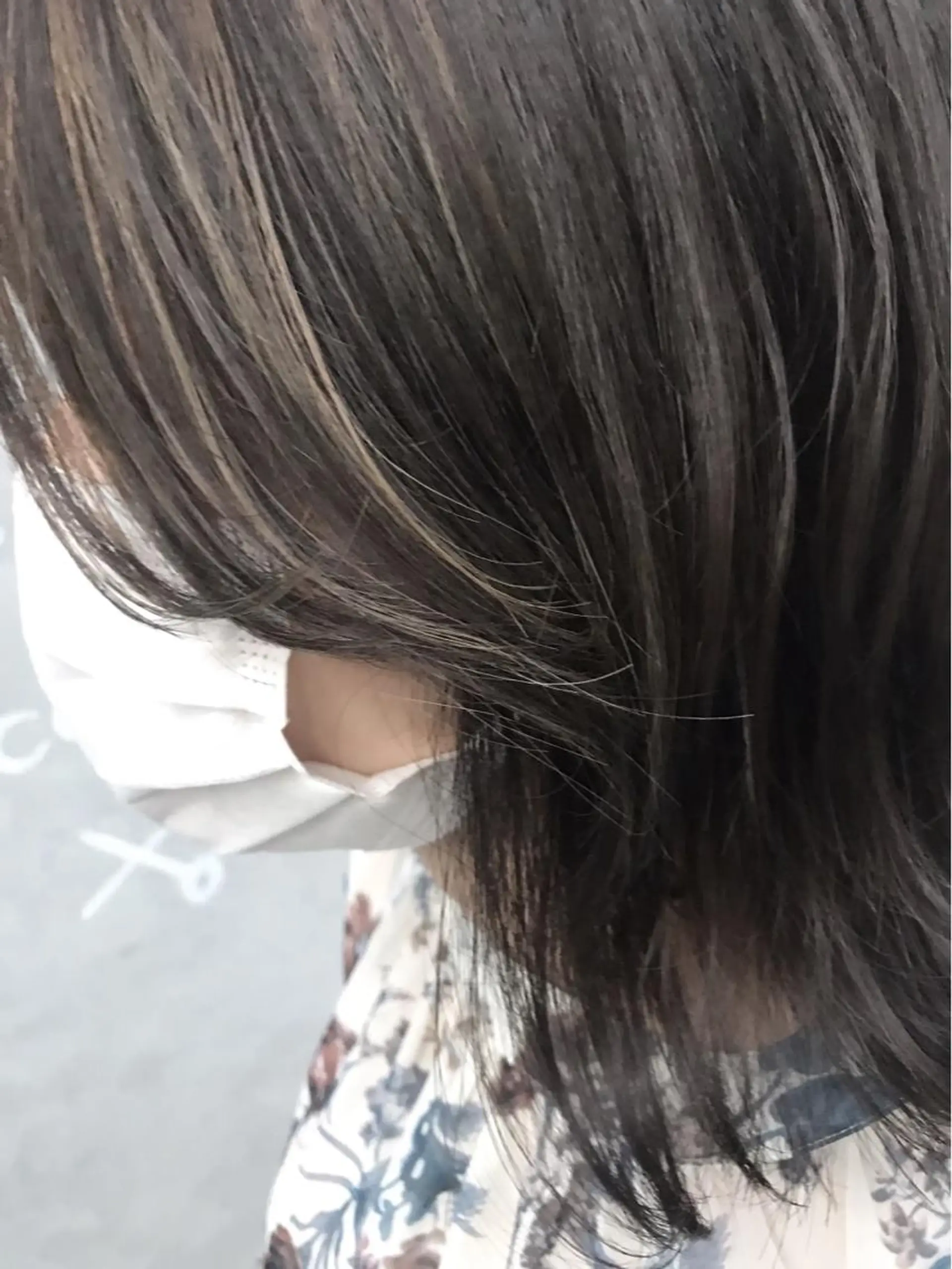 ミディアム カラー BEBE所属・ご新規様限定 透明感カラーKANAのヘアスタイル