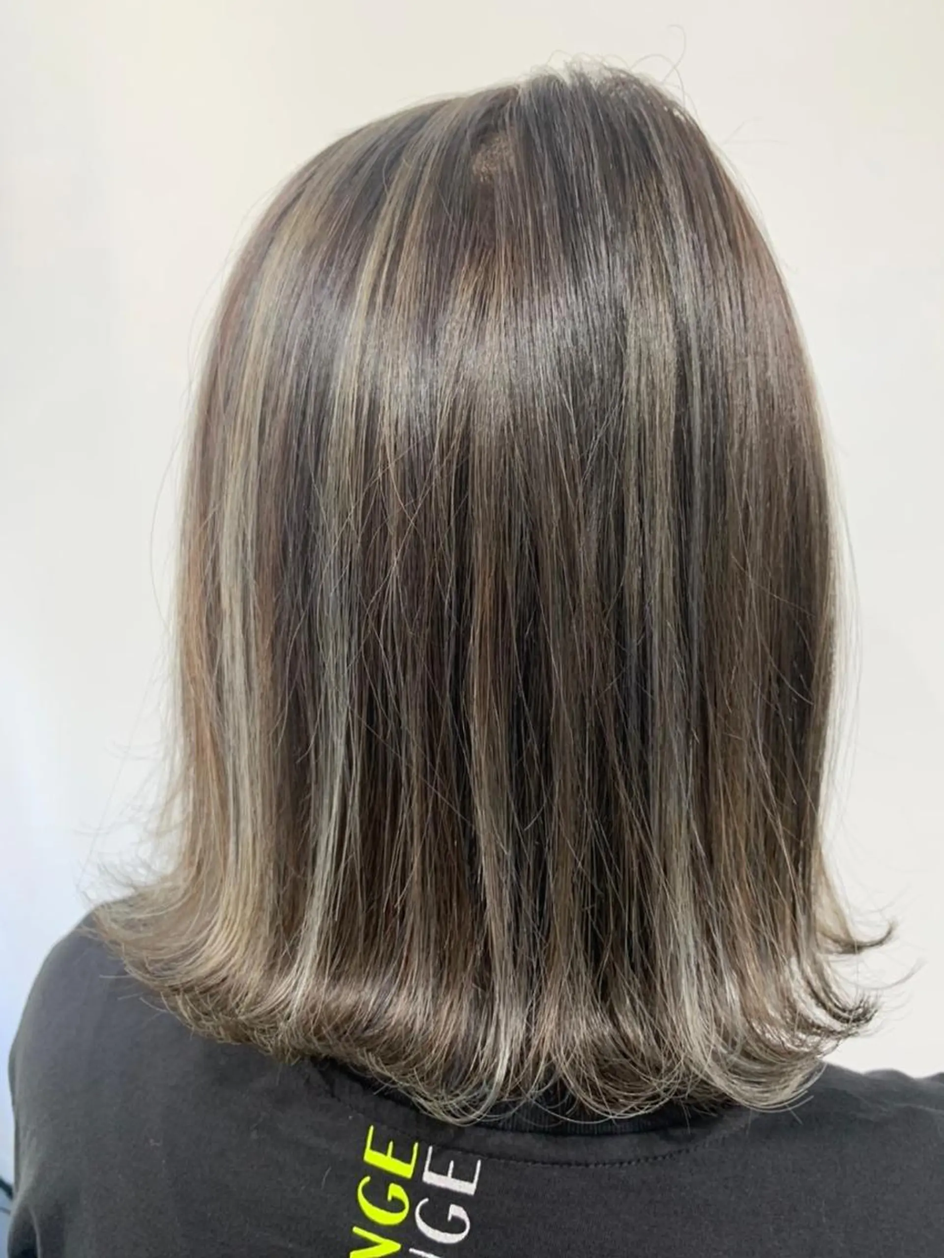 ミディアム ハイライト Stylist 🕊Misakoのヘアスタイル