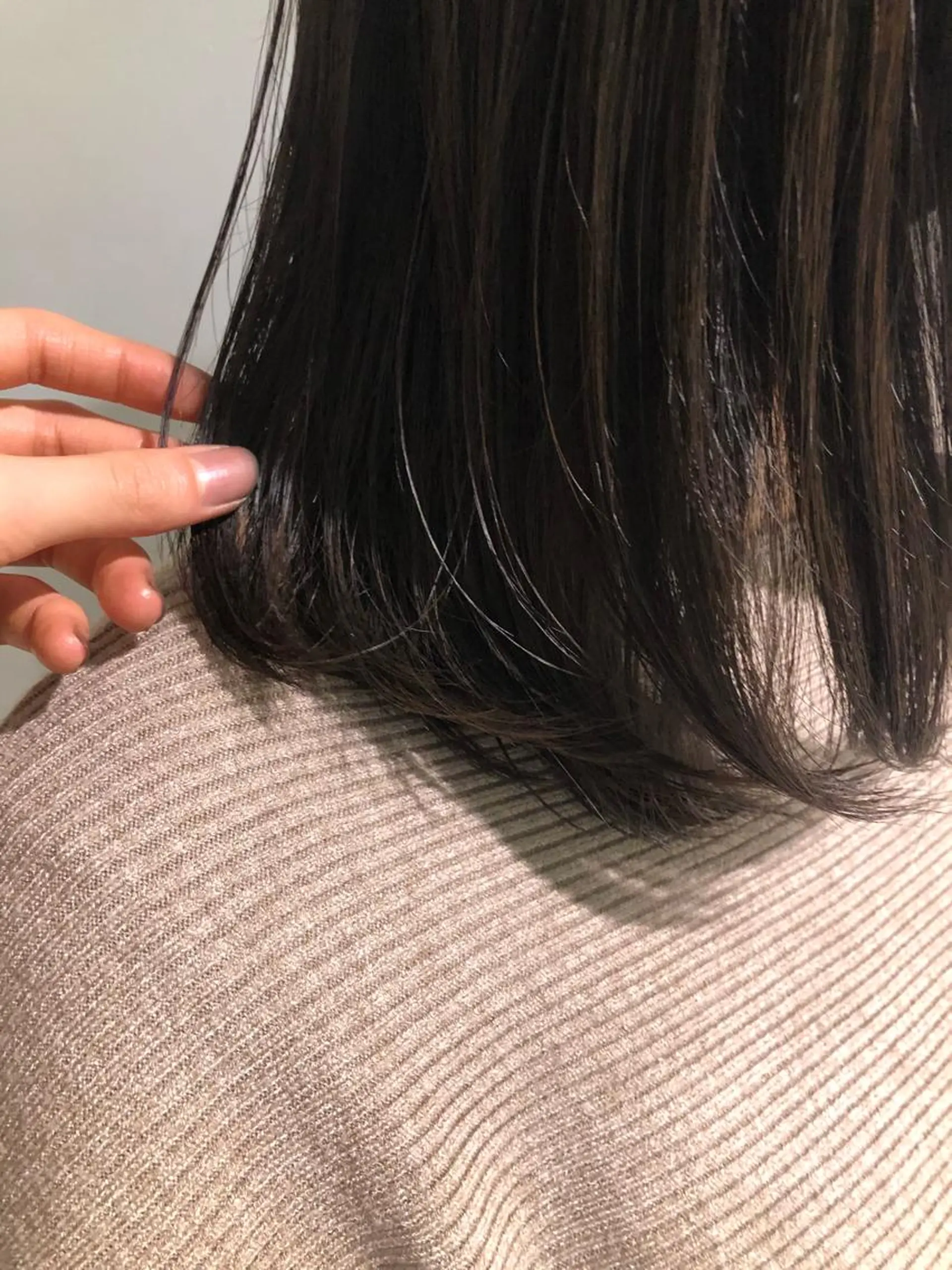 ミディアム カラー 斉藤 瑞恵のヘアスタイル