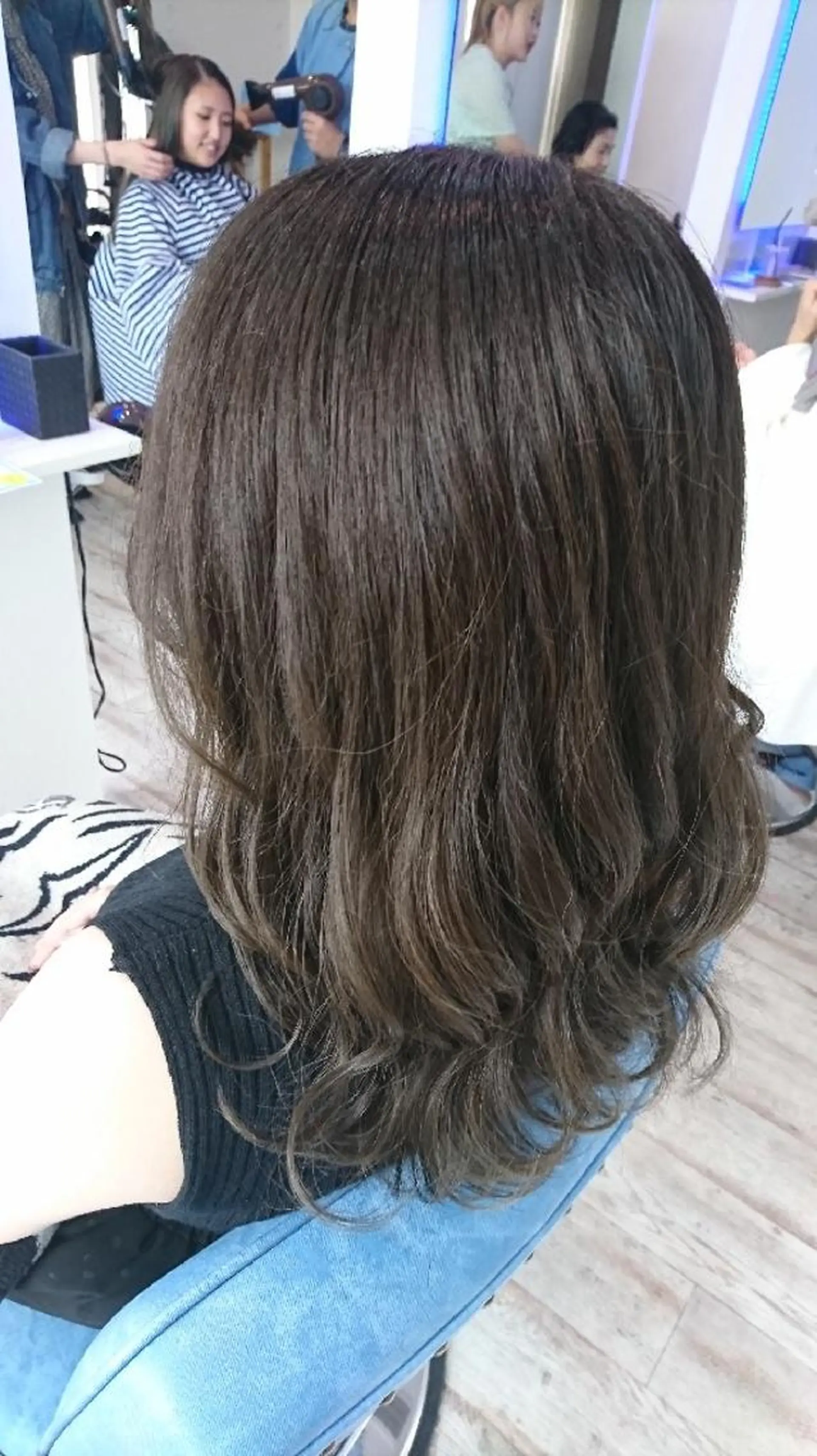 ロング カラー 中嶌 健一のヘアスタイル