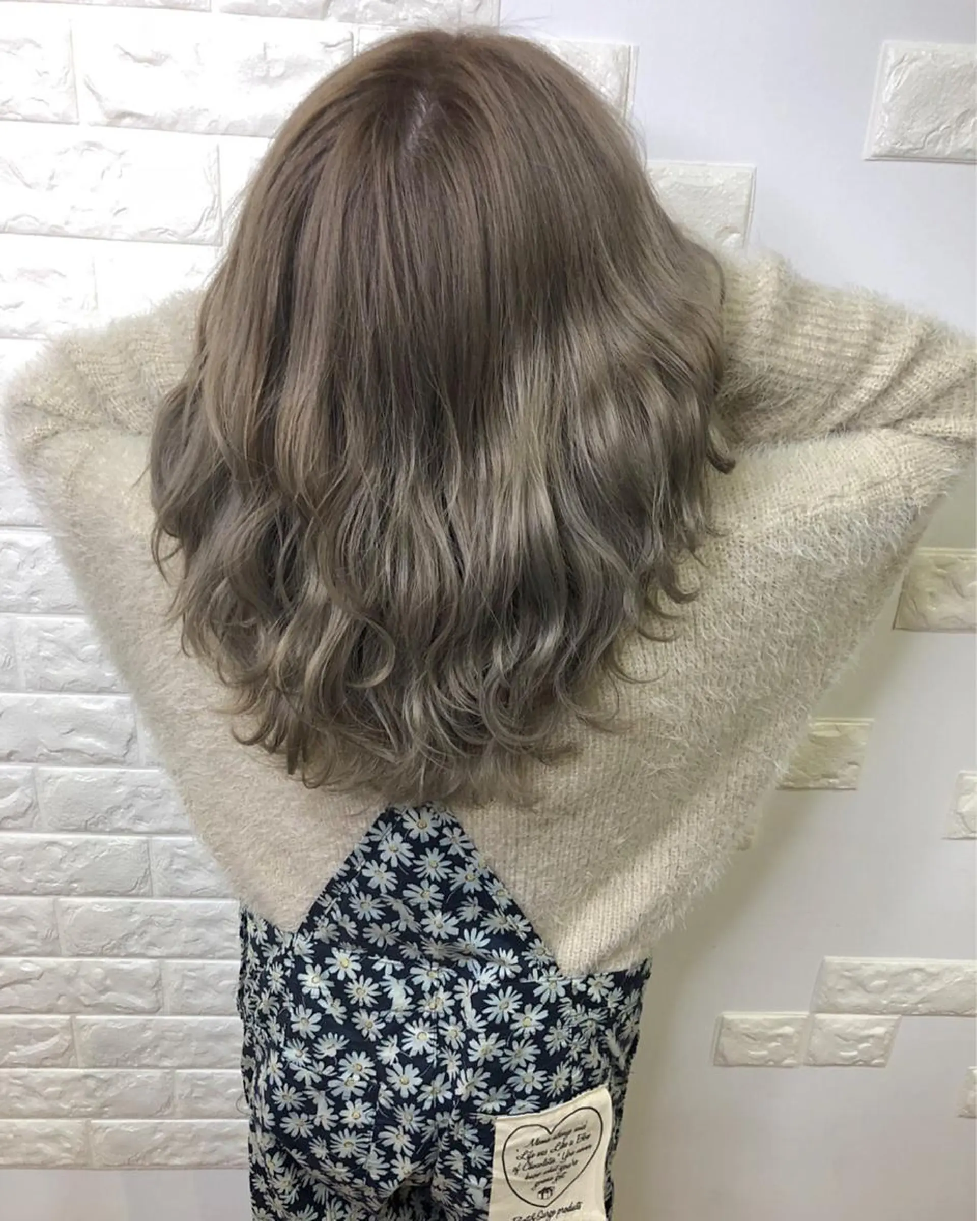 ミディアム カラー ブリーチ 透明感カラー 横浜ブリーチムラ直し ハイトーン/ブリーチのヘアスタイル